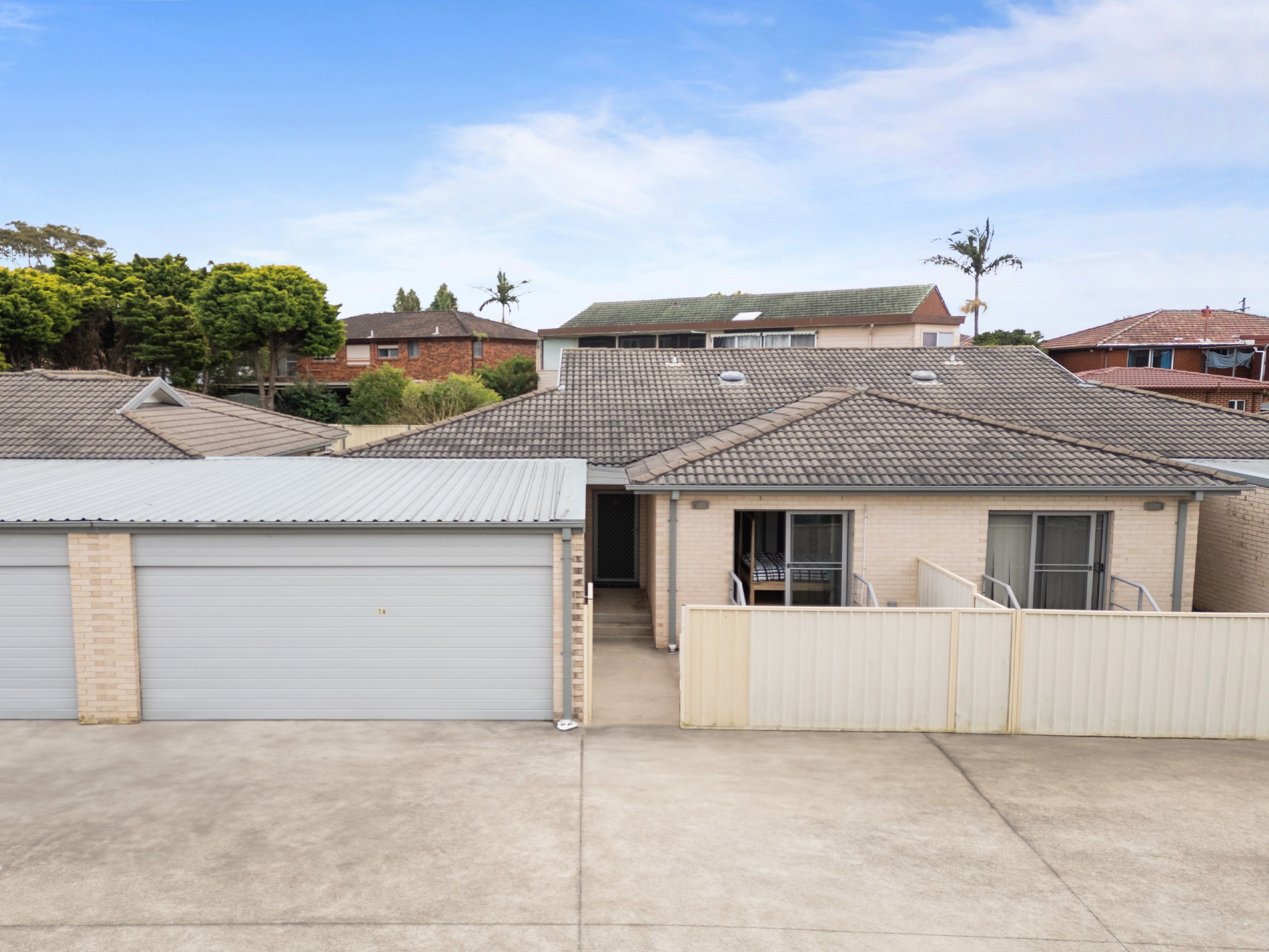 11 Broadarrow Road, Beverly Hills NSW 2209