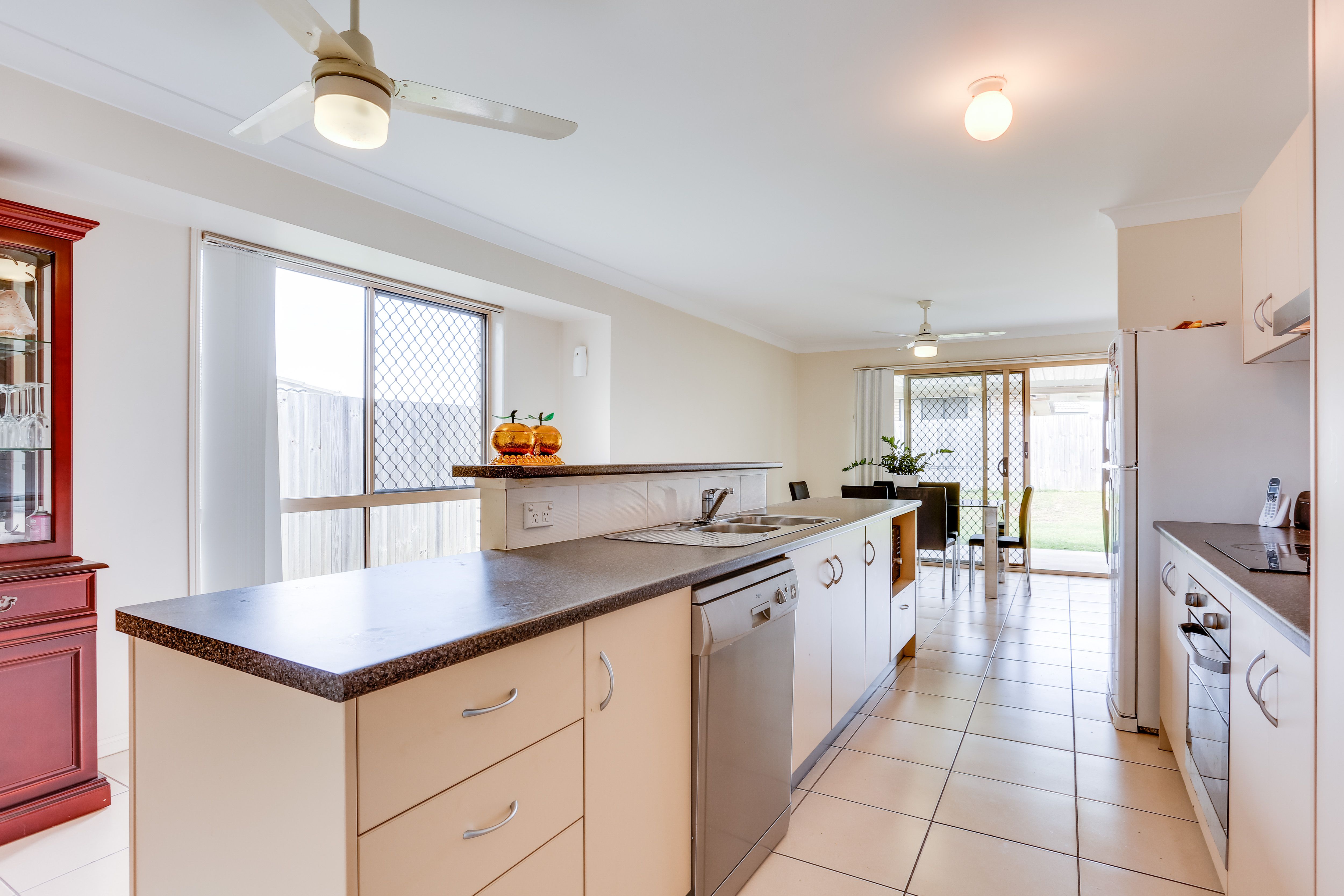 70 Steelwood Street, Heathwood, QLD 4110