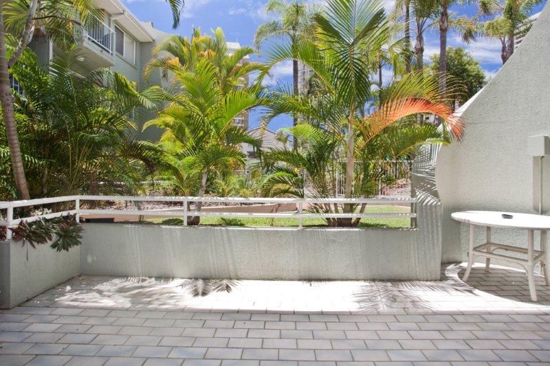10/11 Breaker Street, Main Beach, QLD 4217