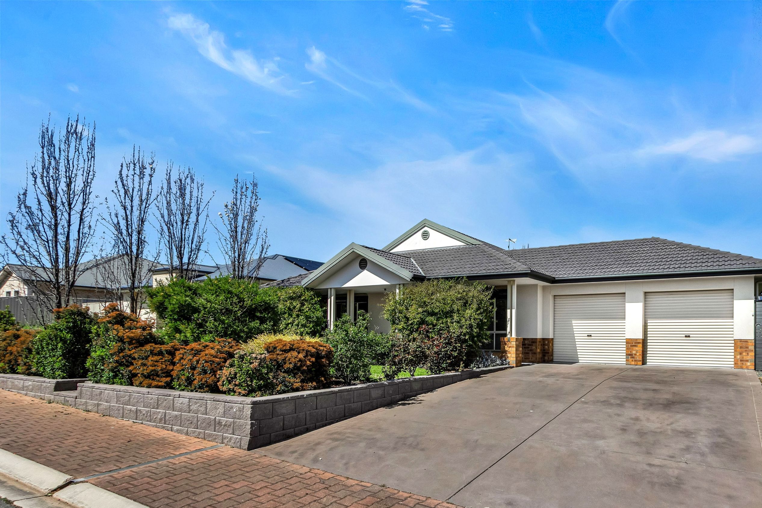 8 Clyde Court — photo 5 of 30