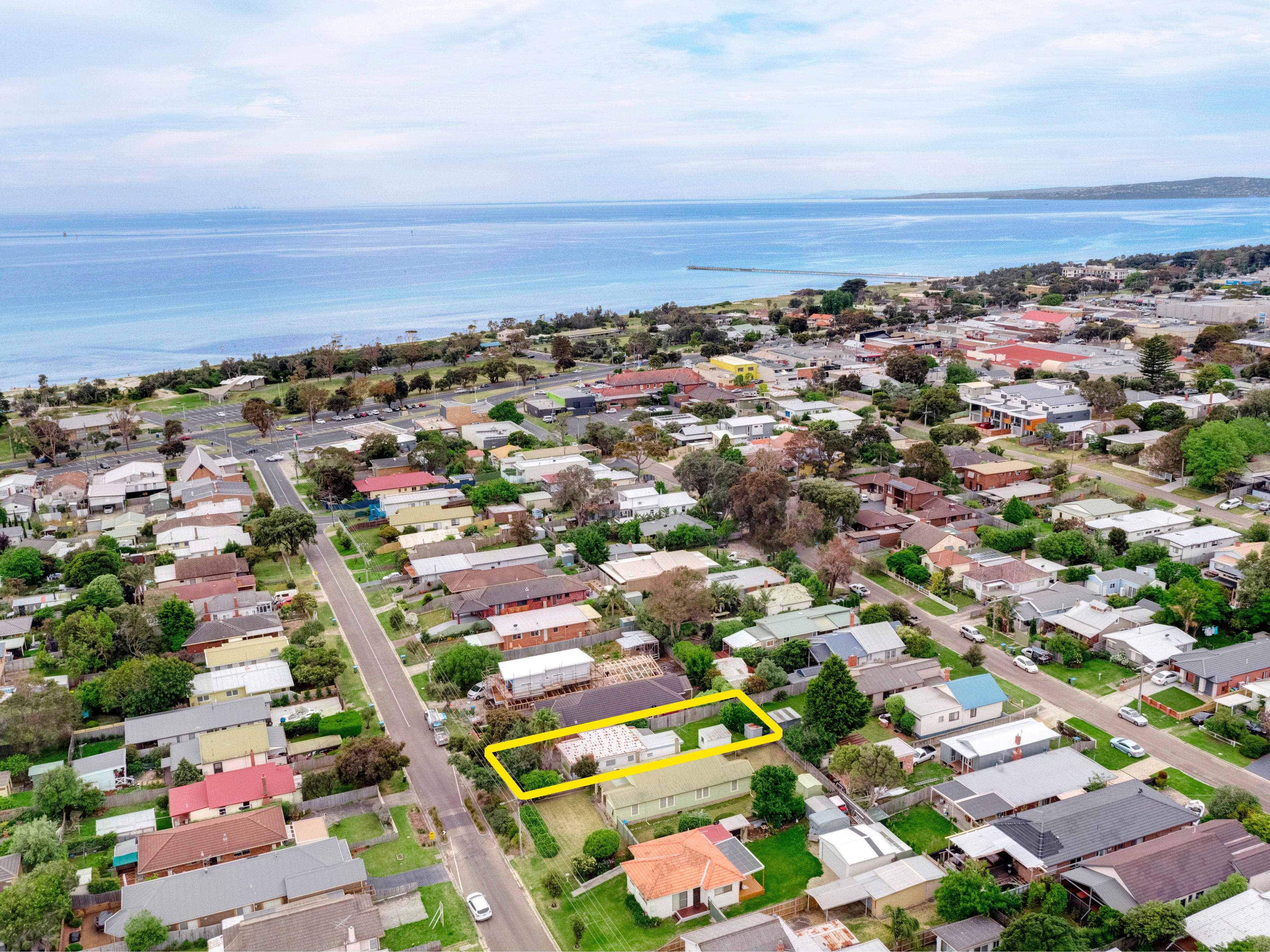 35 Sixth Avenue, Rosebud, VIC 3939