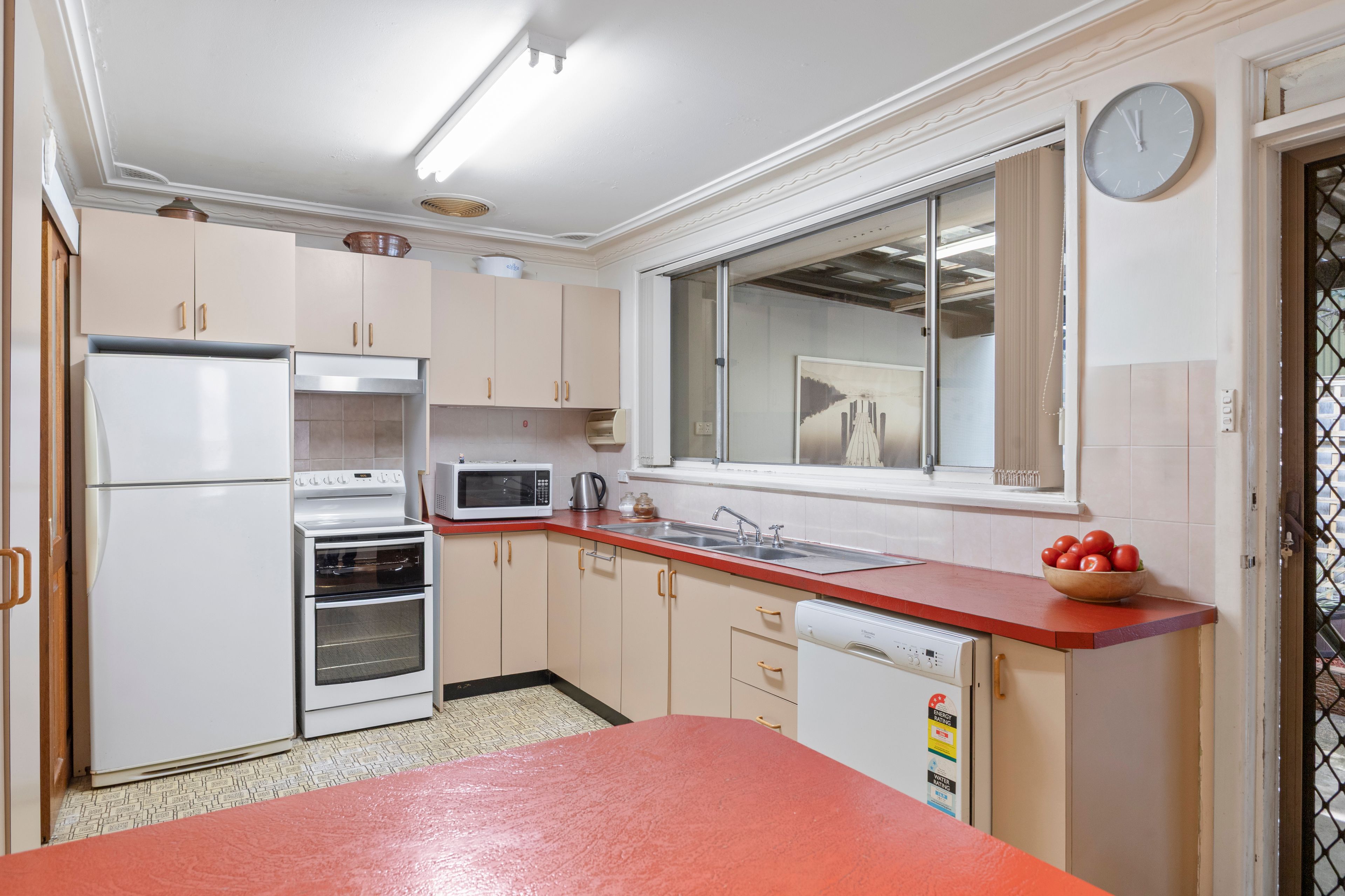 3 Metcalf Avenue — photo 9 of 12