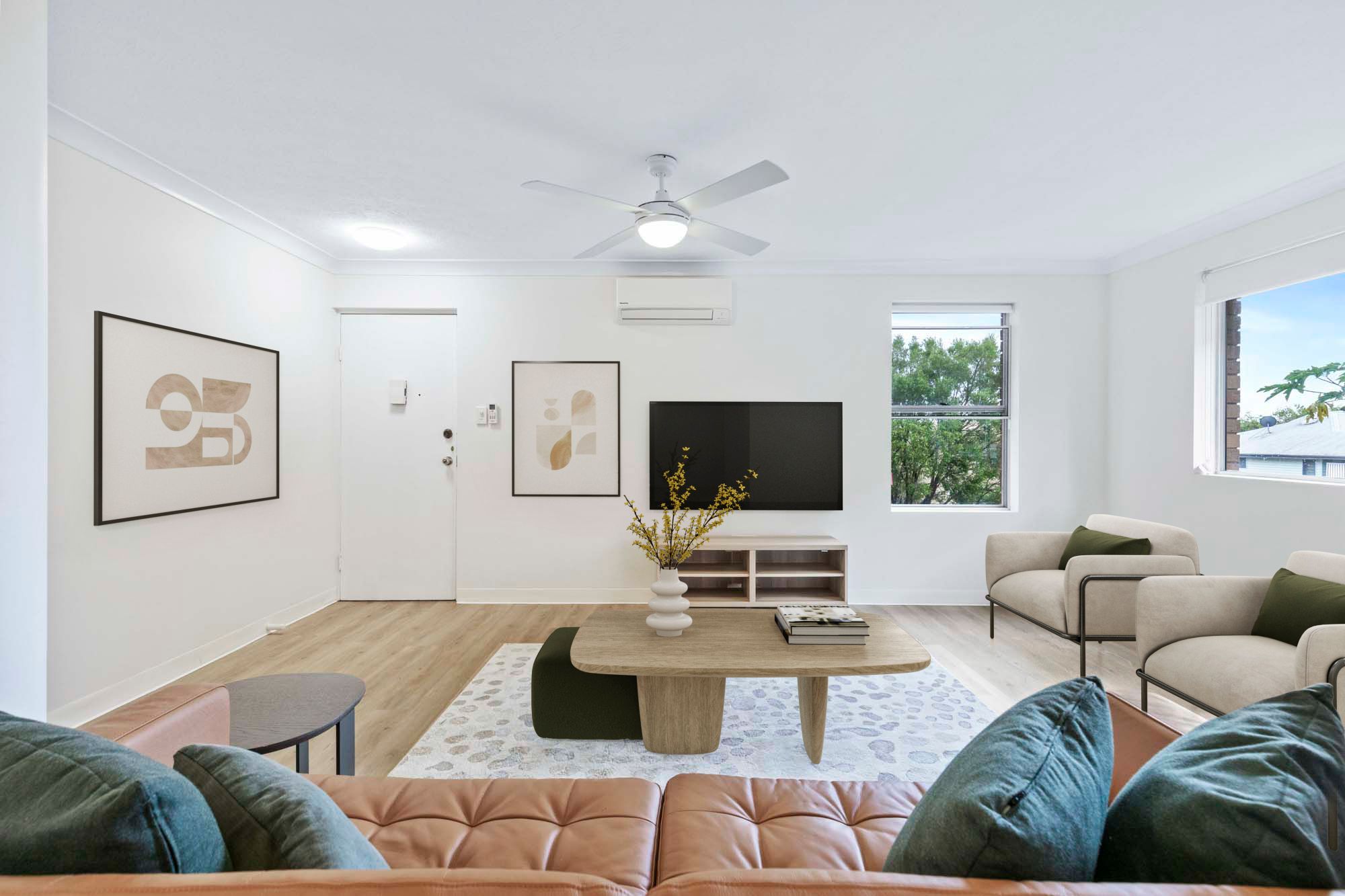 27 Crown Street, Holland Park West QLD 4121