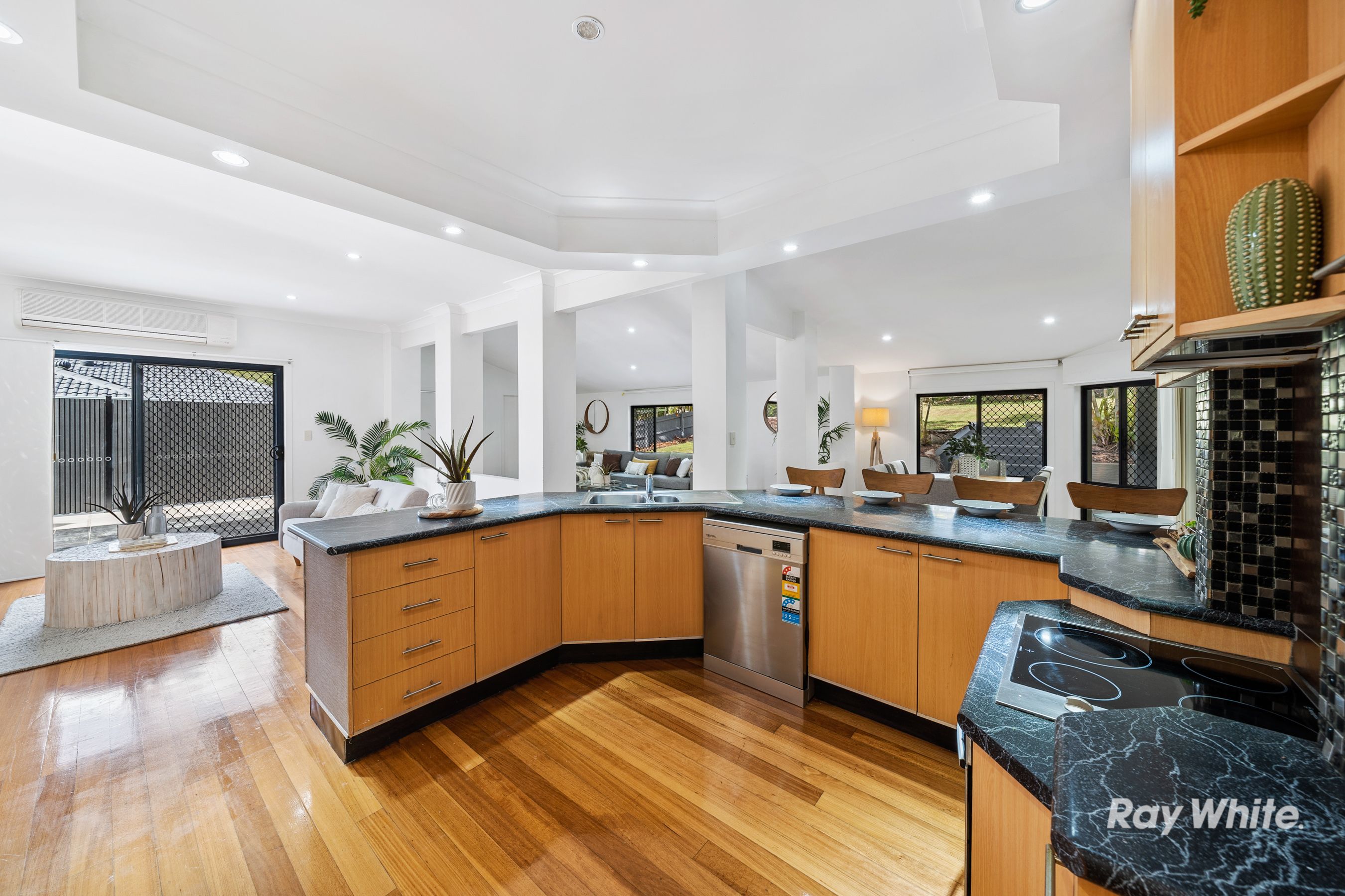 20 Windjana Court — photo 8 of 29