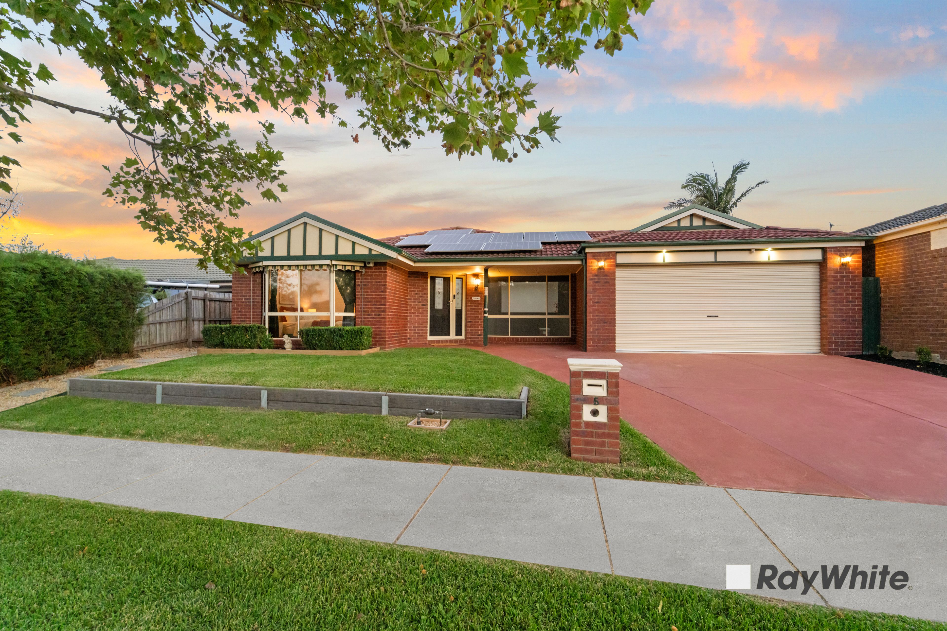 5 Cheshire Place, Narre Warren South, VIC 3805