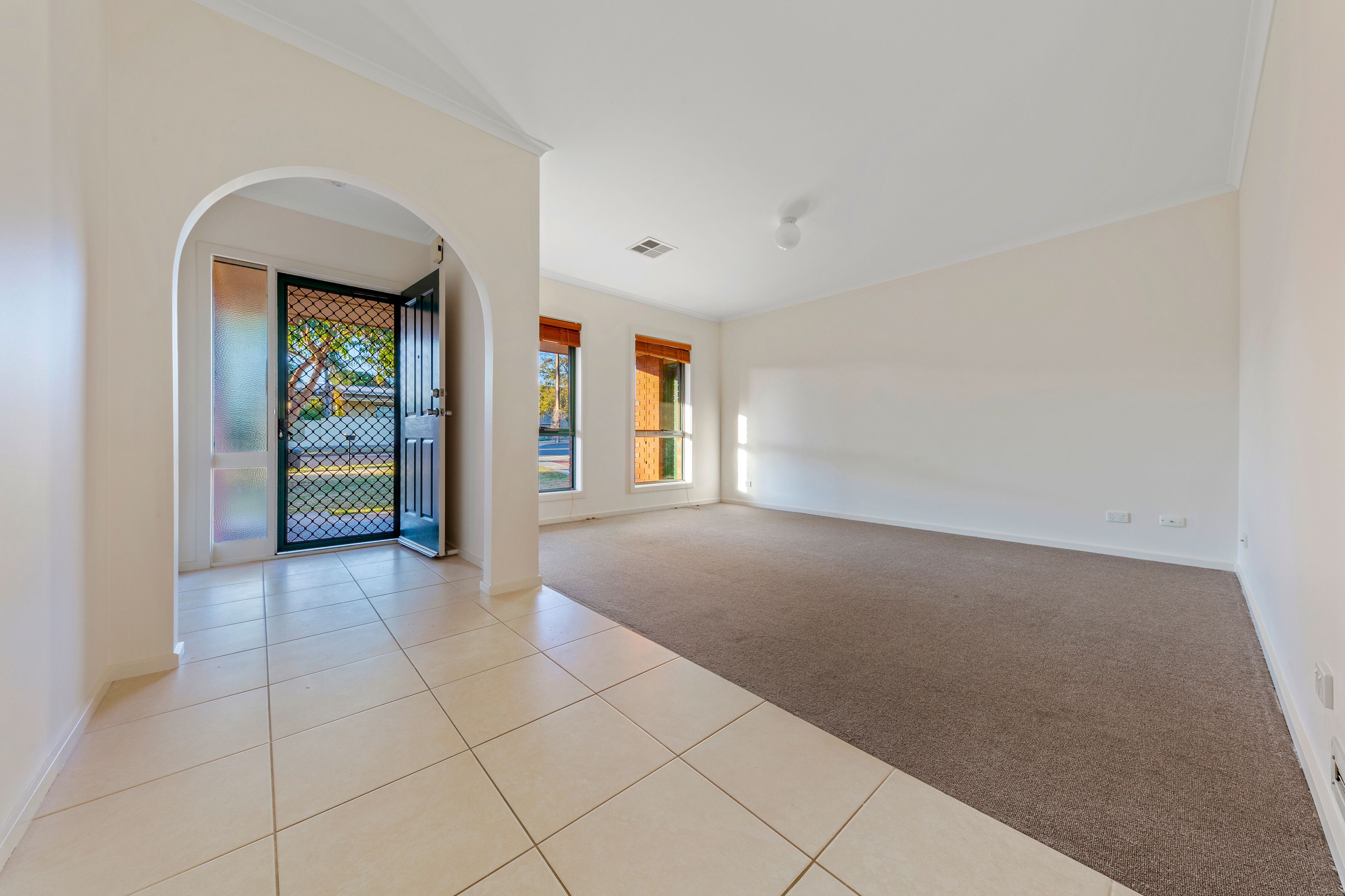 33 Bowman Crescent, Enfield, SA 5085