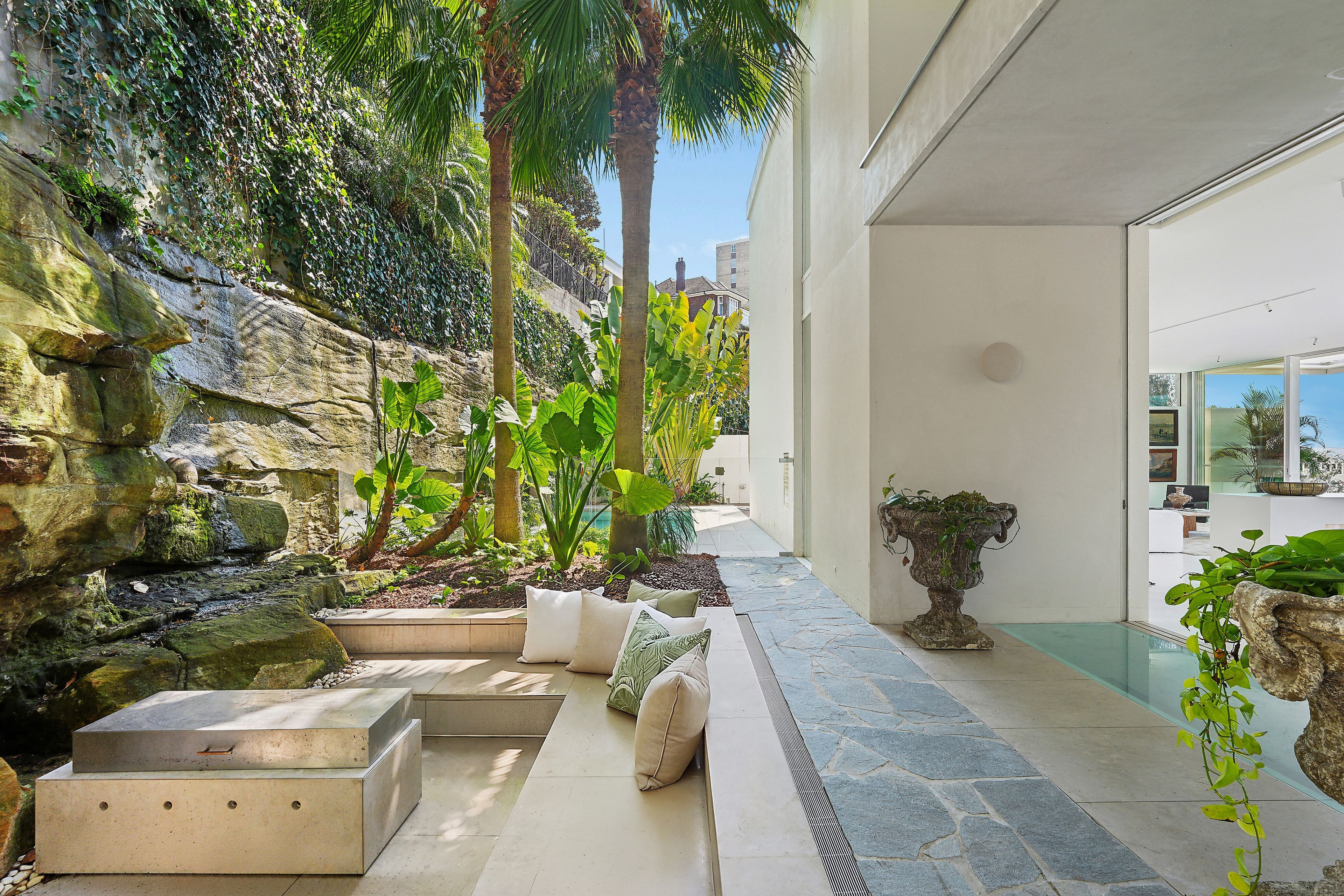 8 Wiston Gardens — photo 18 of 30