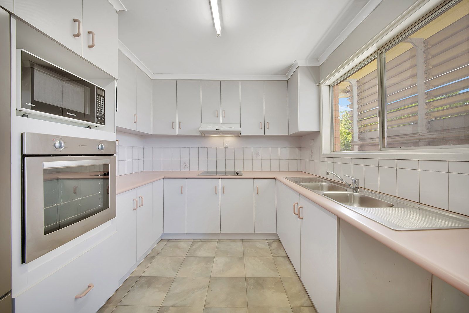 8 Jupiter Street, Telina, QLD 4680