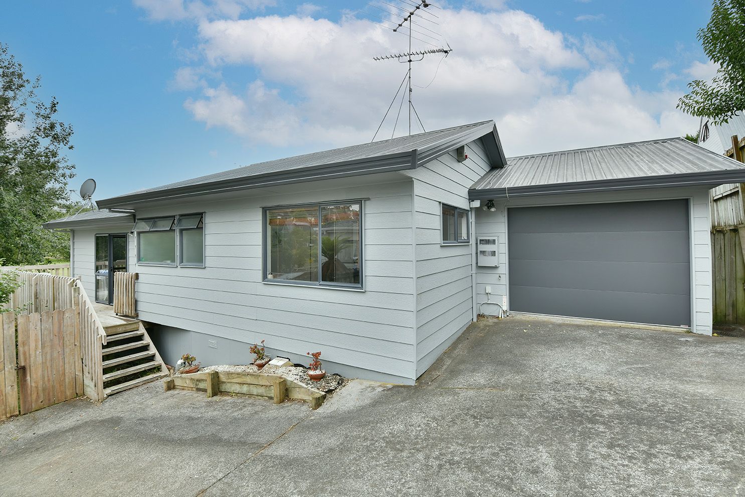 B/58 Trias Road, Totara Vale, North Shore City 0629 Sold House Ray