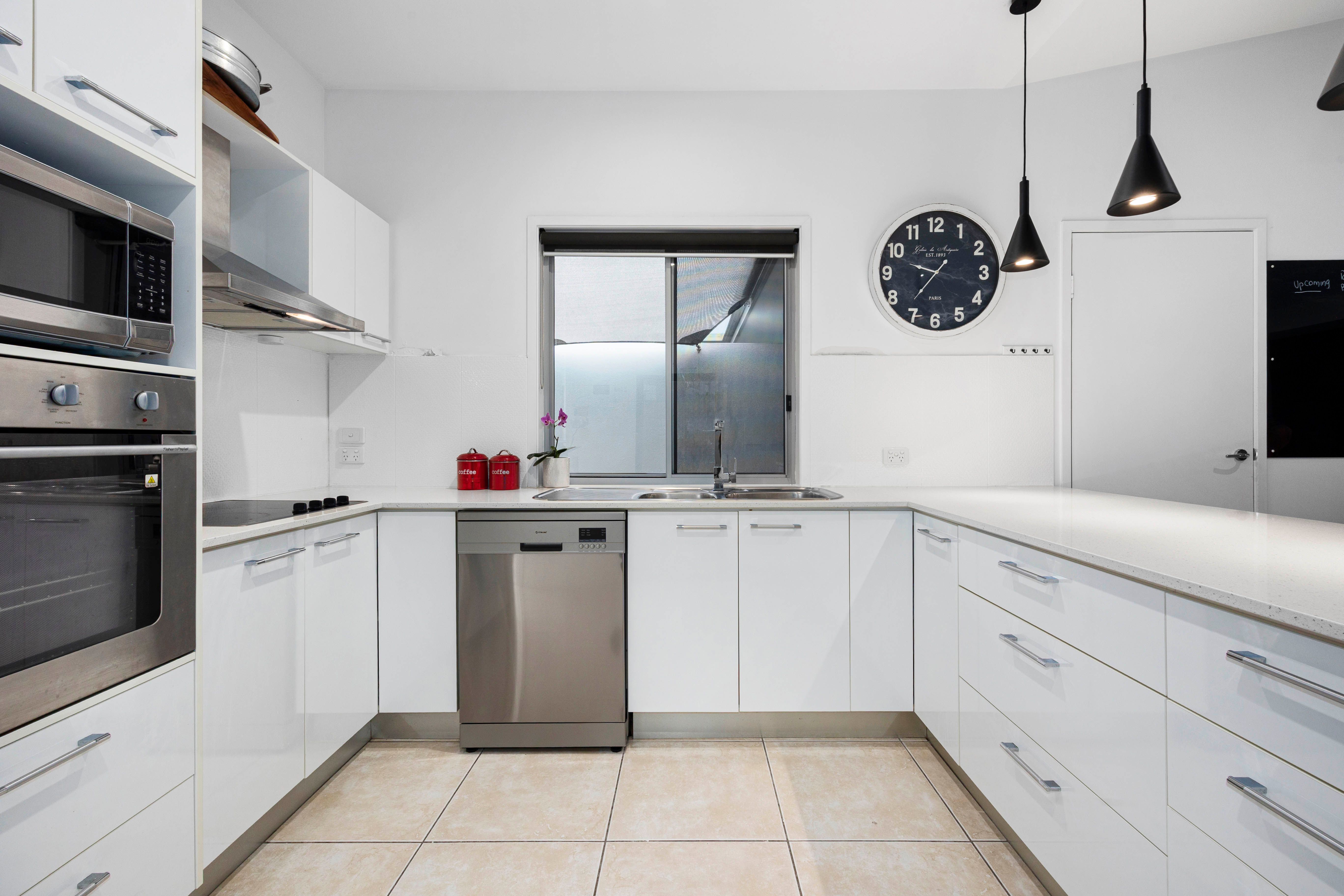 100/239 Kawana Way, Parrearra, QLD 4575