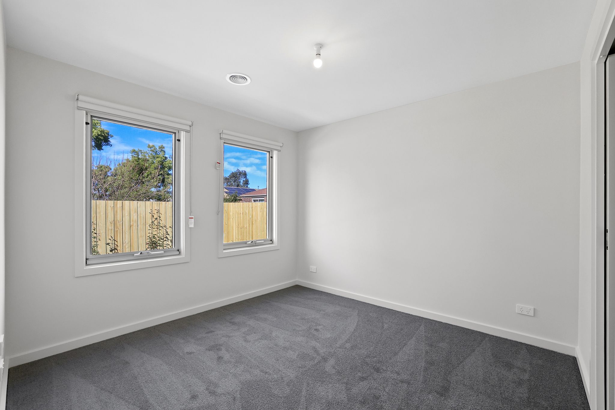 4/23 Flinders Road — photo 5 of 16