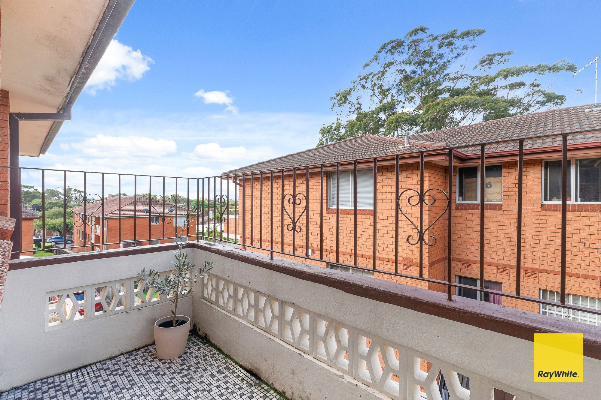 6/5 Yangoora Road — photo 9 of 14