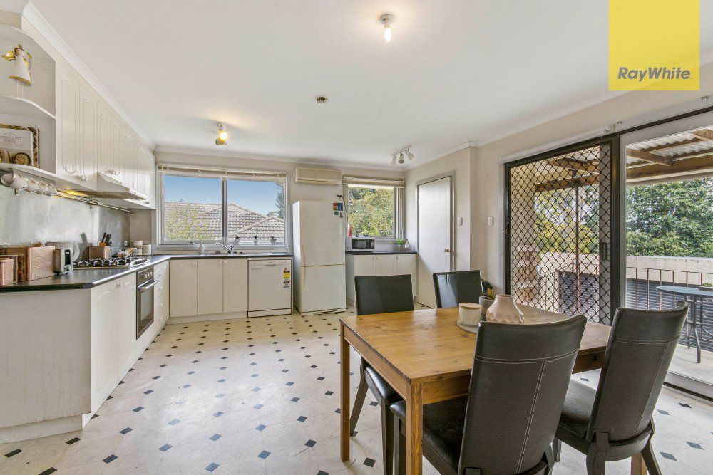 4 Benbow Crescent, Boronia, VIC 3155