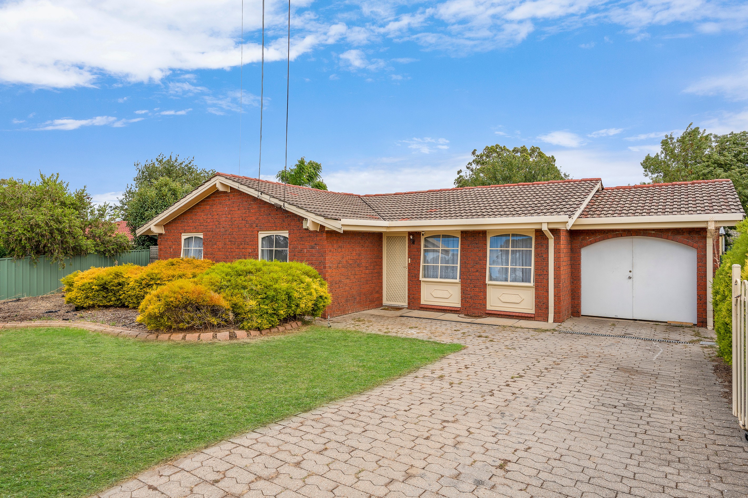 14 Leane Avenue, Ridgehaven, SA 5097