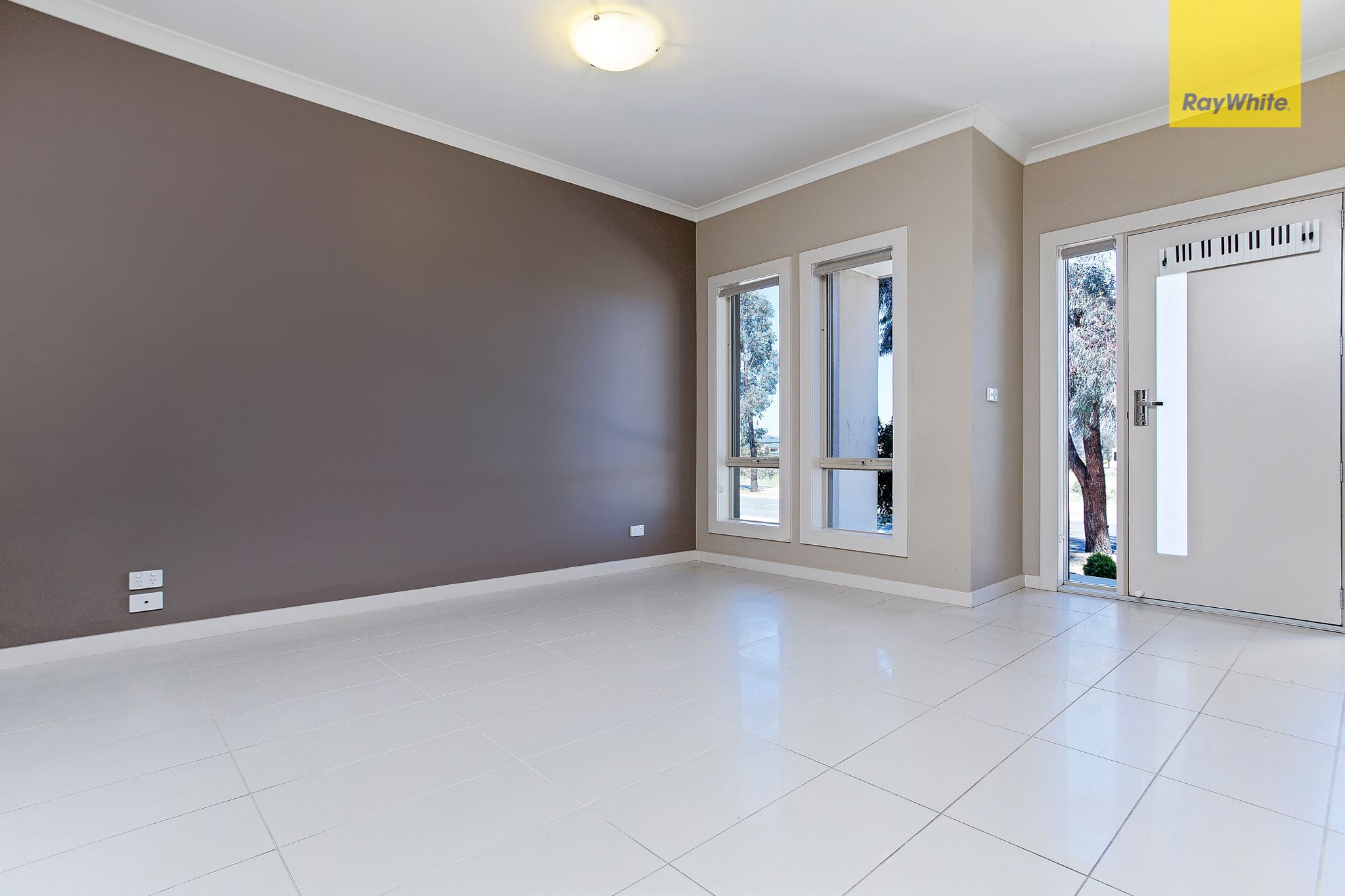 62 College Street, Caroline Springs, VIC 3023