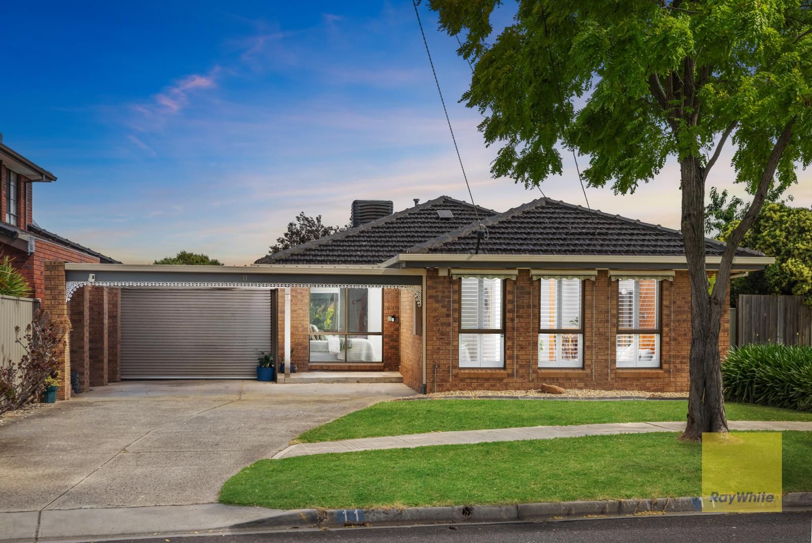 11 Bourke Crescent, Hoppers Crossing VIC 3029