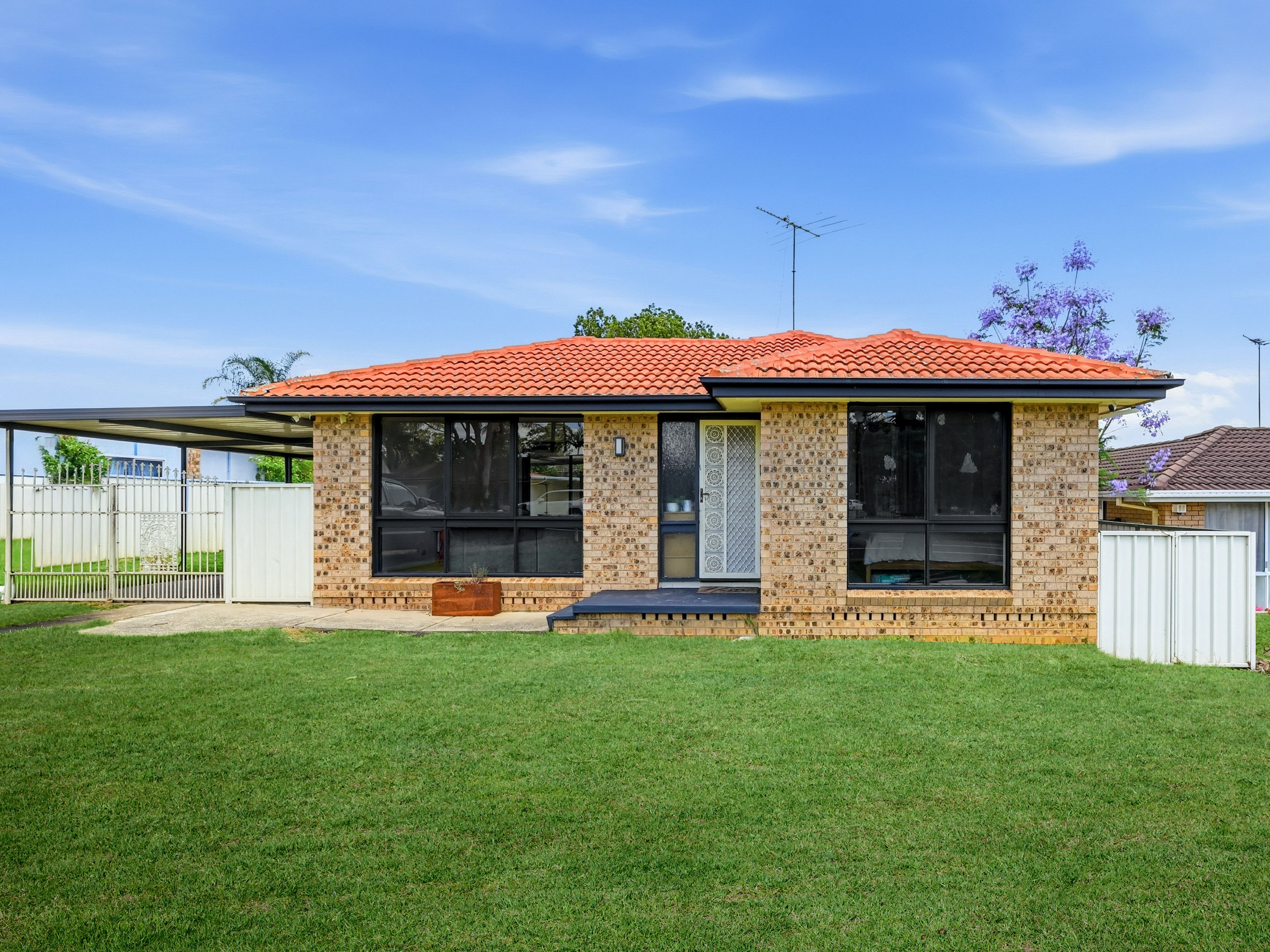 12 Longhurst Road , Minto NSW 2566