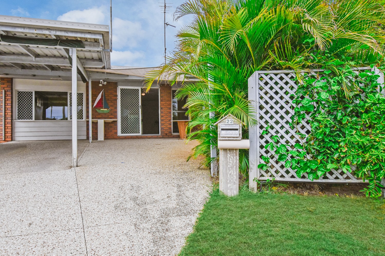 22 Minkara Street, Warana, QLD 4575