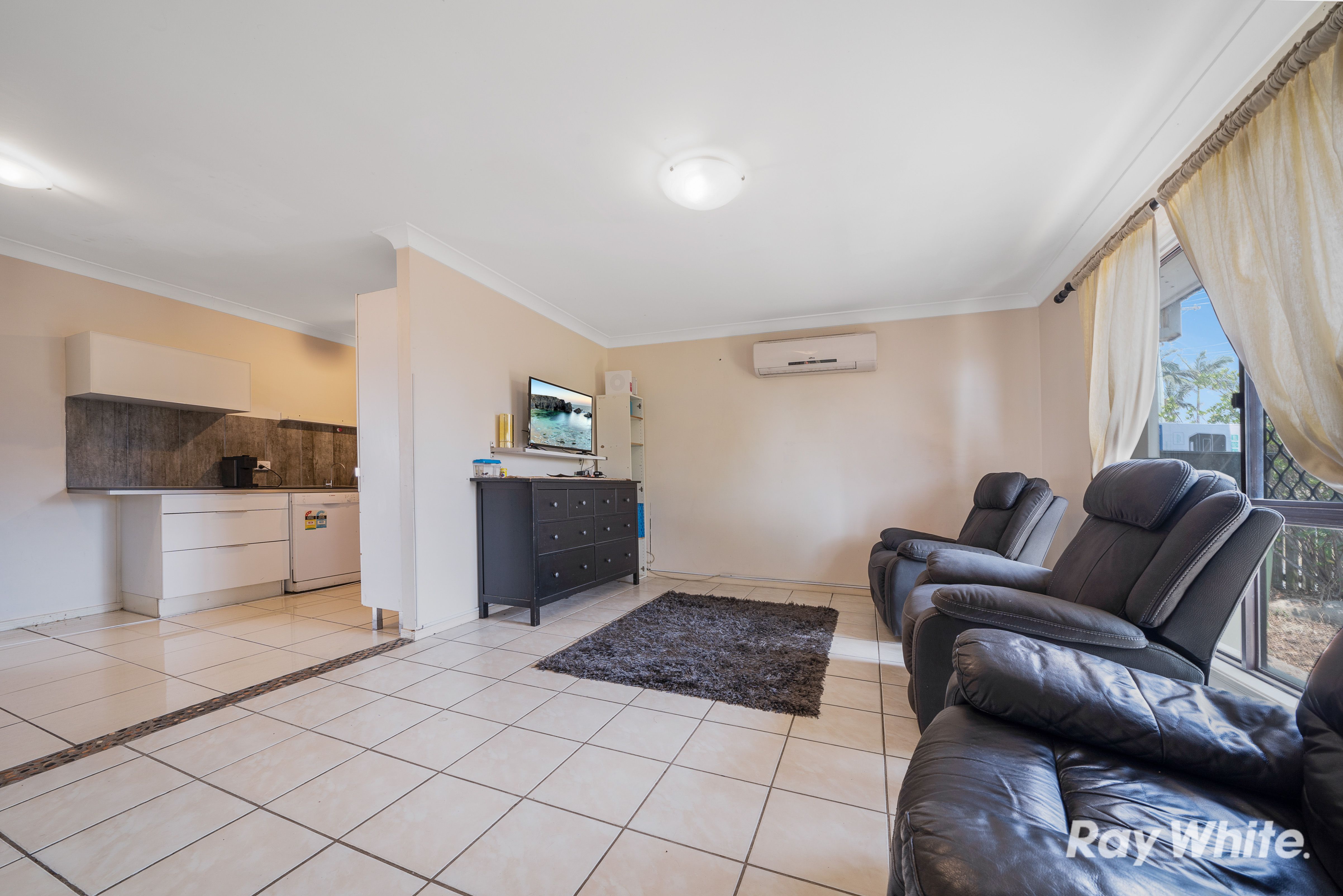 39 Stewart Street, Marsden, QLD 4132