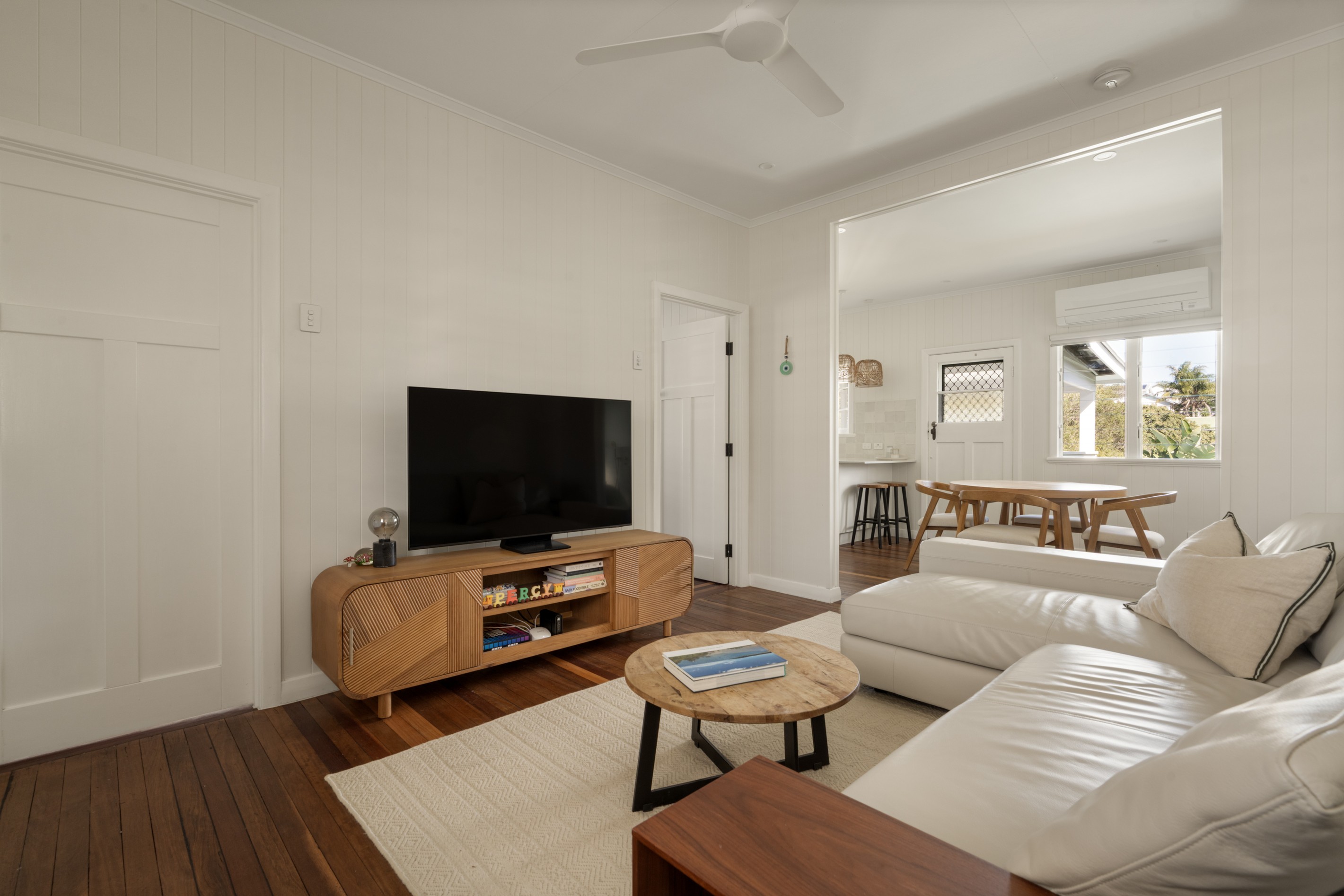 15 Broula Street, Stafford Heights, QLD 4053