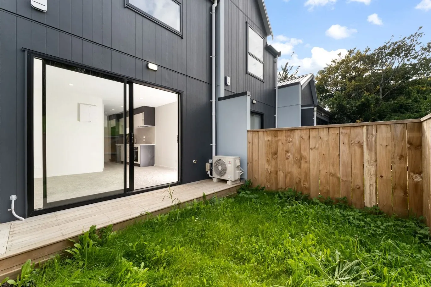 3/11 Seymour Road, Sunnyvale, Waitakere City