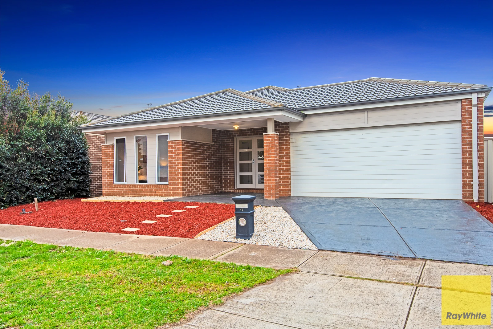 17 Tallgrass Avenue, Truganina, VIC 3029