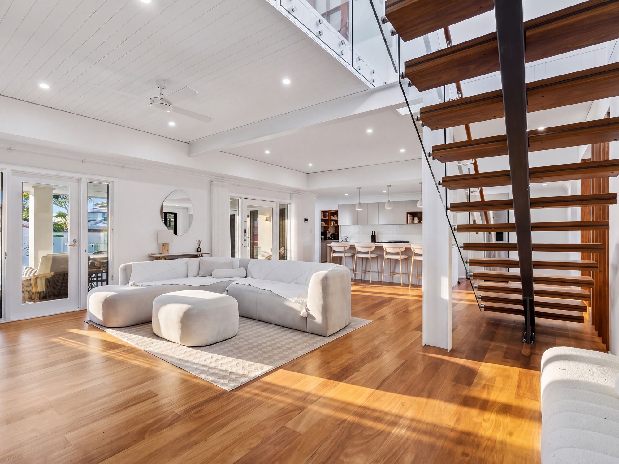 36 Firmin Court — photo 3 of 25