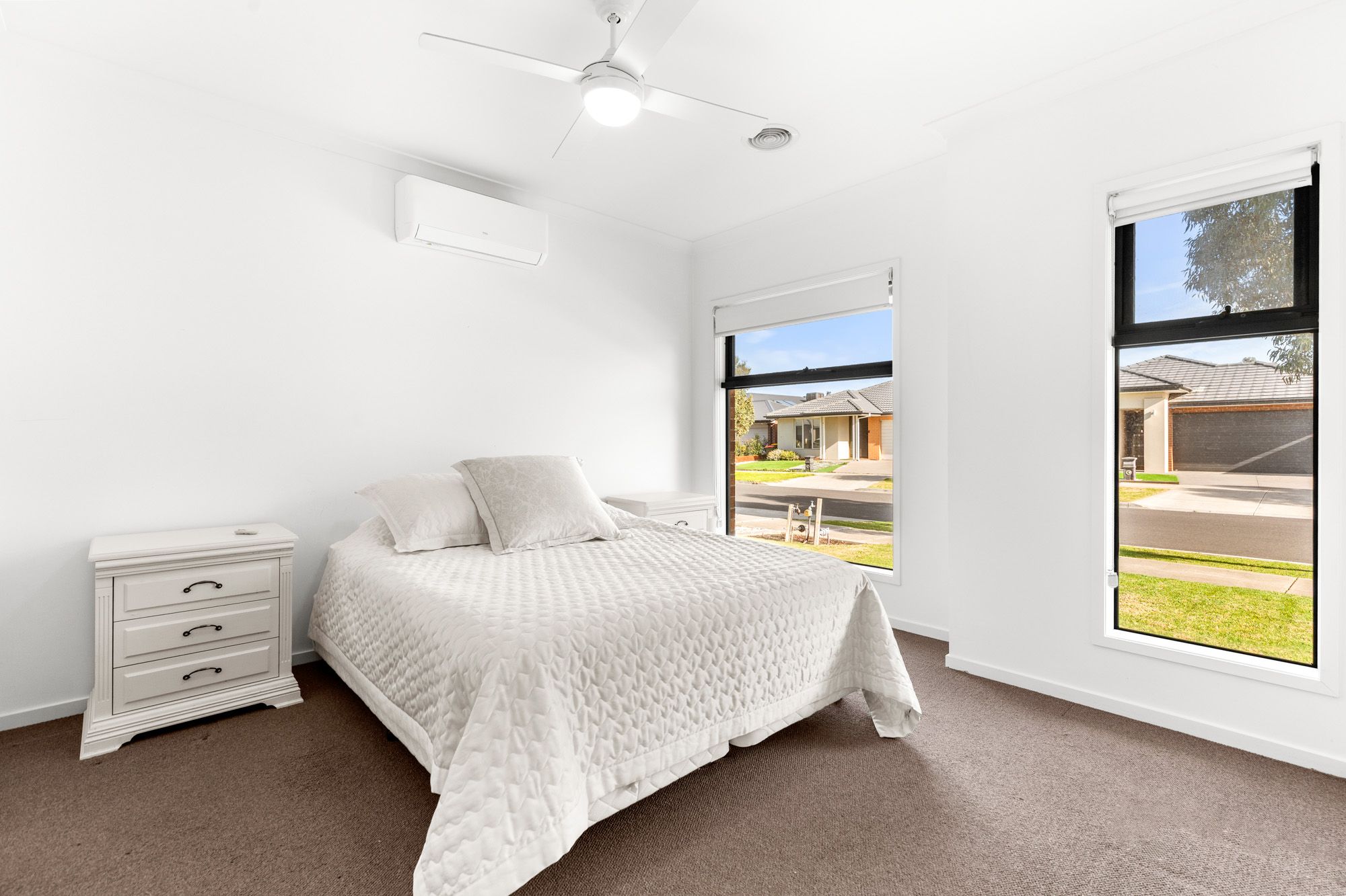 10 Arthurdale Cresent, Werribee, VIC 3030