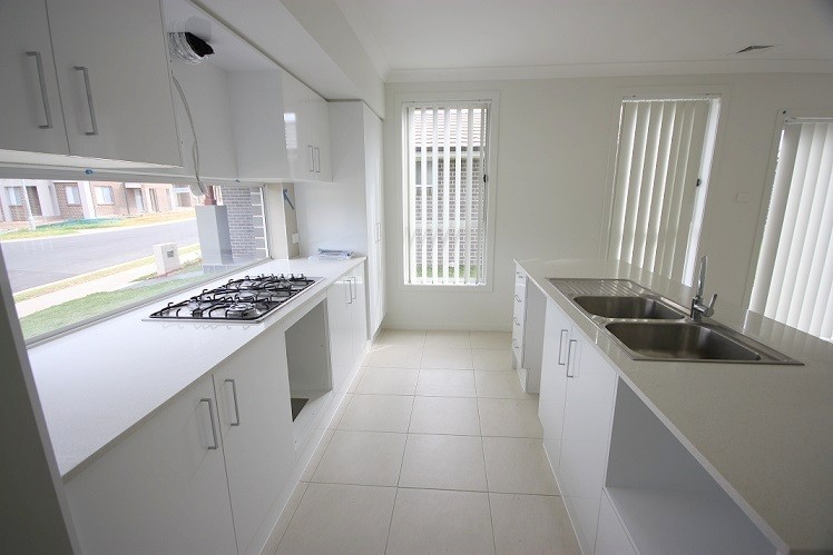 8 Dugay Street, Oran Park, NSW 2570