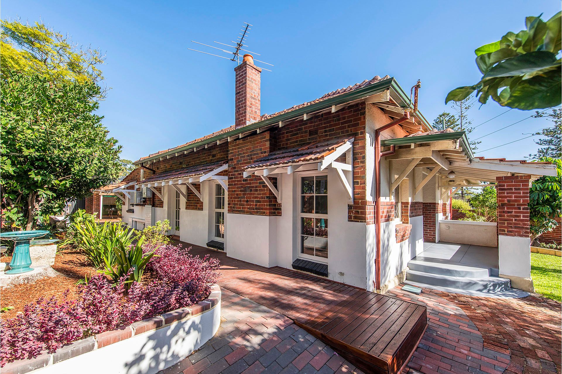 62 Gugeri Street, Claremont, WA 6010