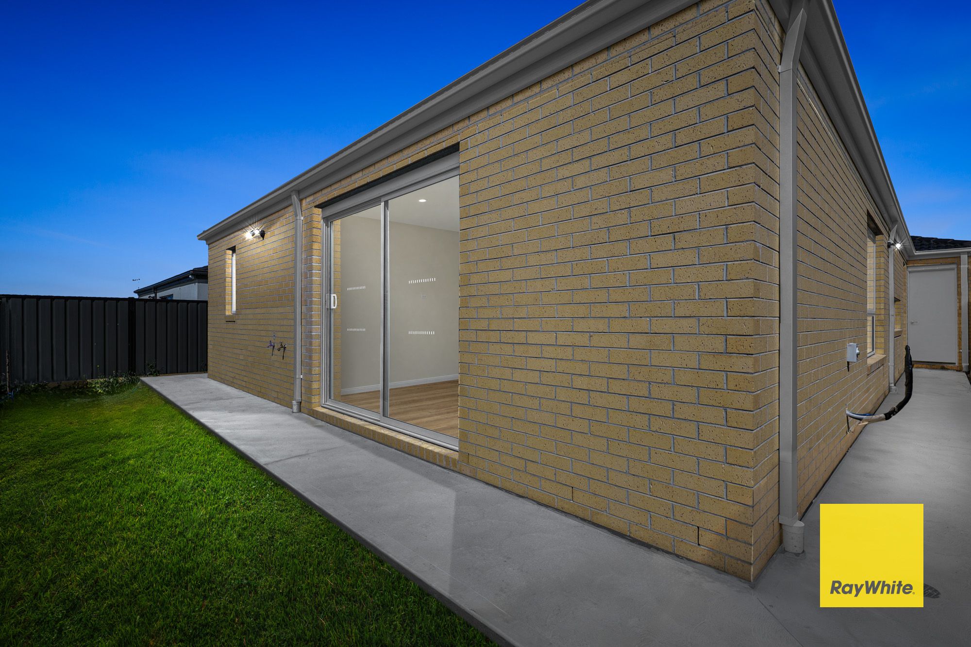 24 Argon Street — photo 15 of 15