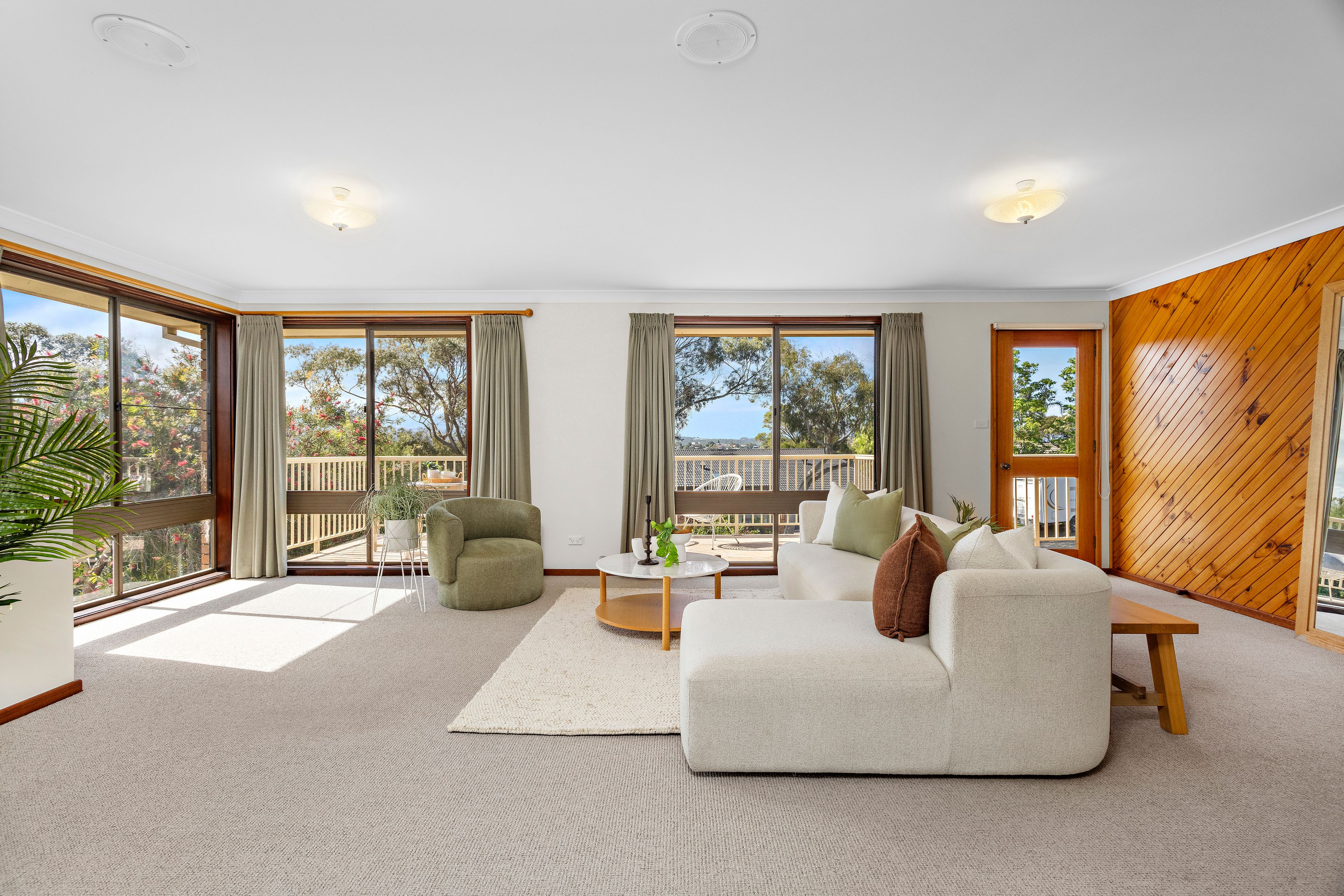 2 Moreton Bay Place — photo 3 of 21