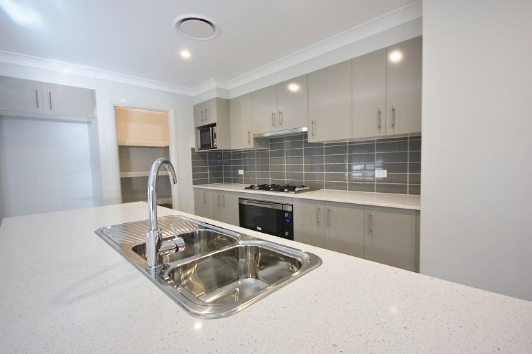 11 Cilento Street, Spring Farm, NSW 2570