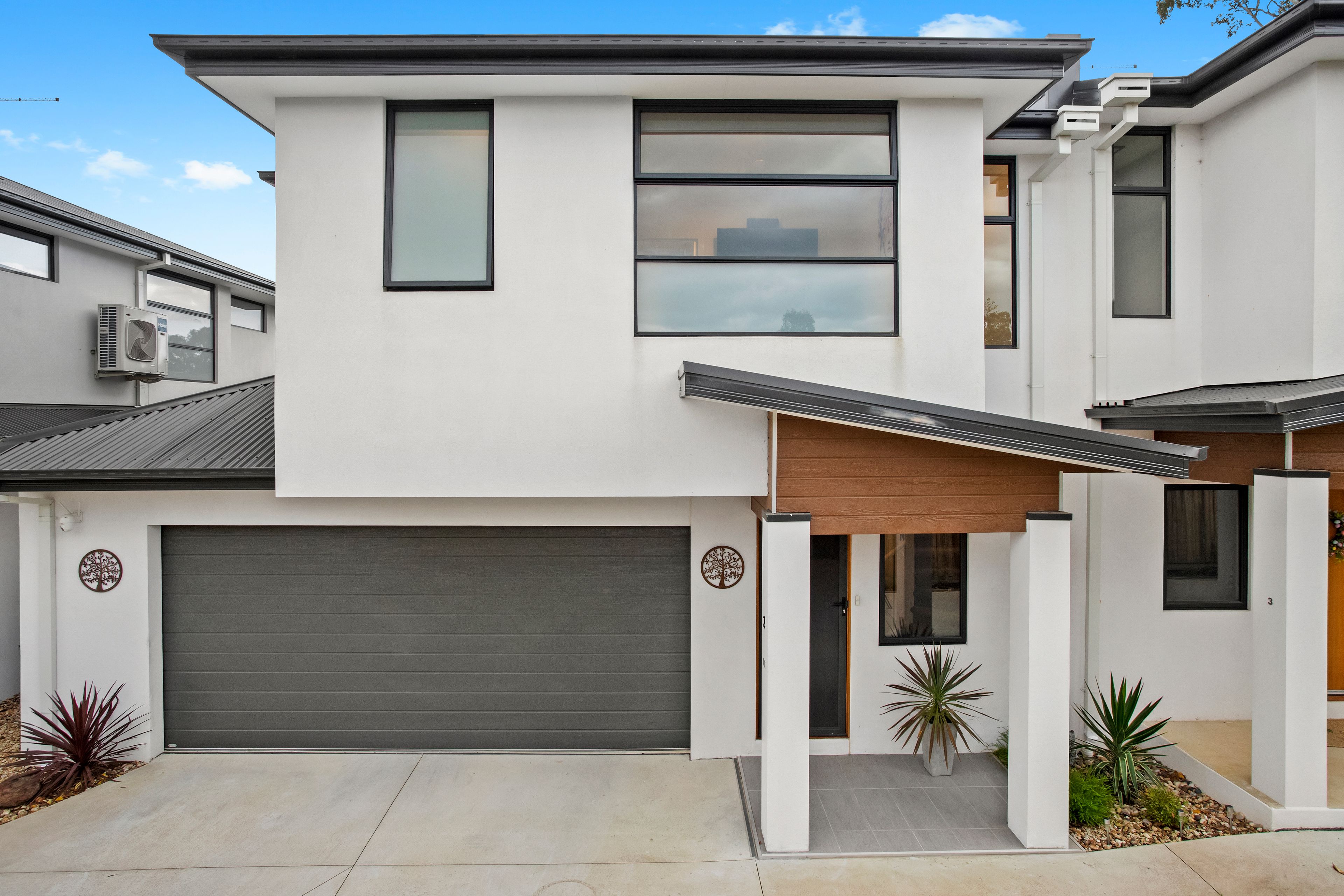 2 Chamomile Close, Kilsyth VIC 3137