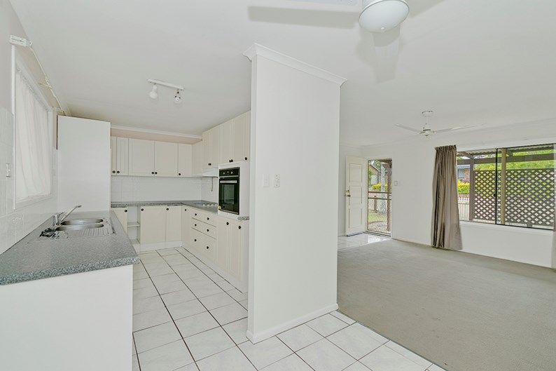 33 Royena Court, Crestmead, QLD 4132