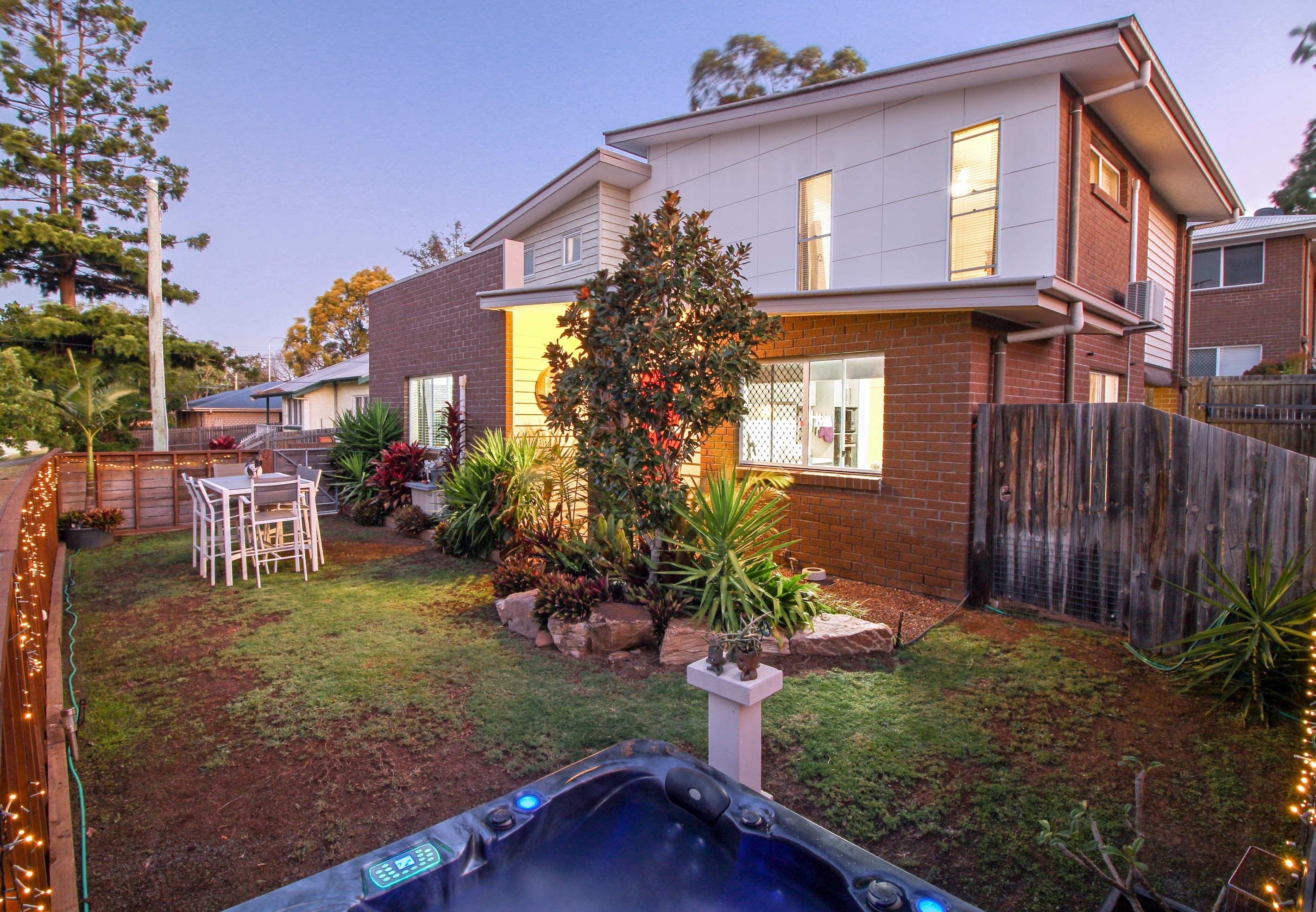1/6 Denman Street, Leichhardt, QLD 4305