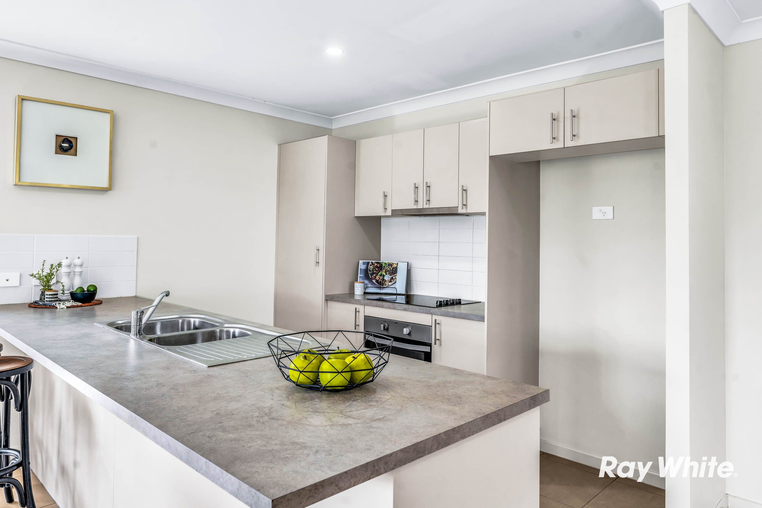 11 Hirono Close, Leichhardt, QLD 4305