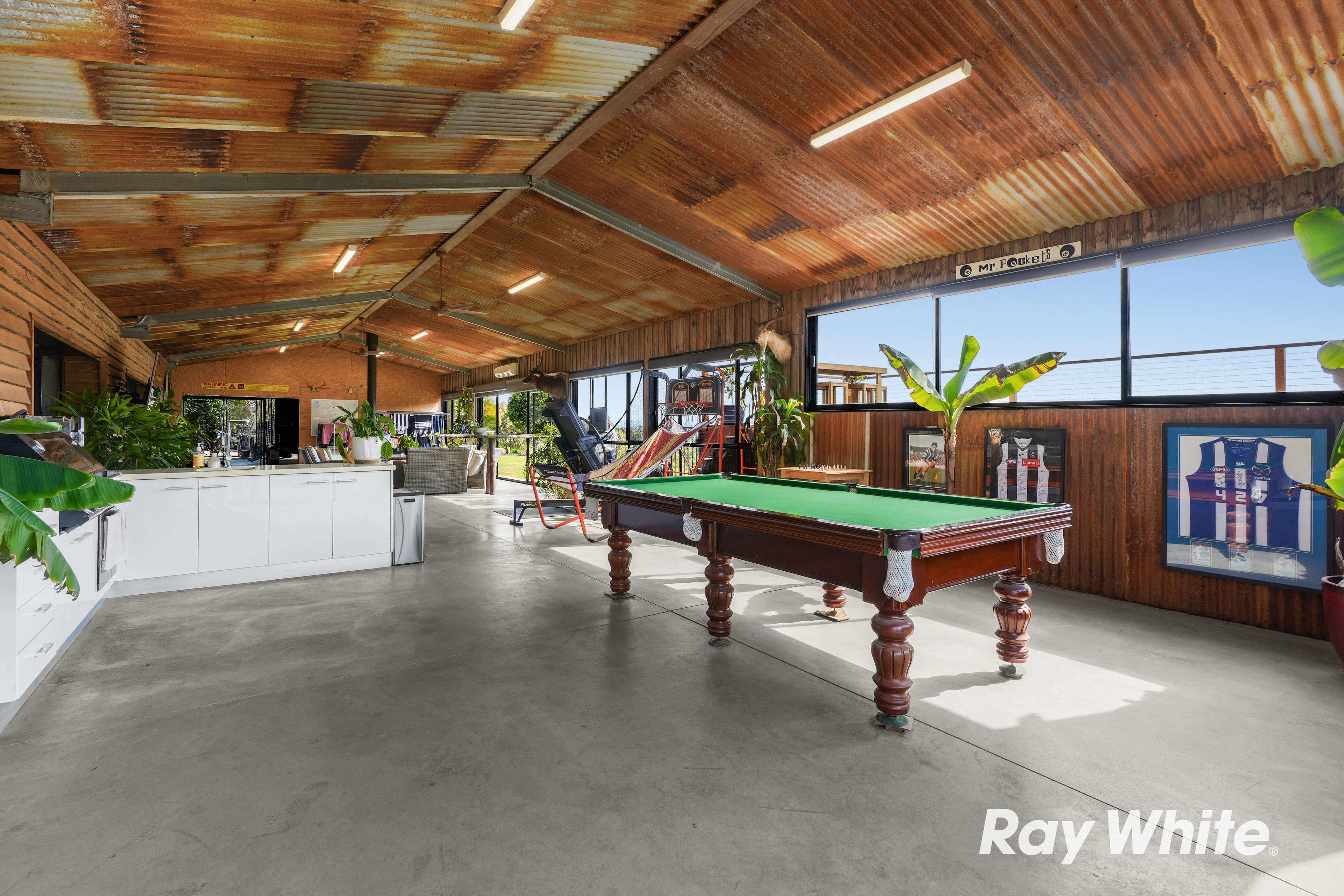 95-105 Lords Road — photo from Ray White Donnybrook