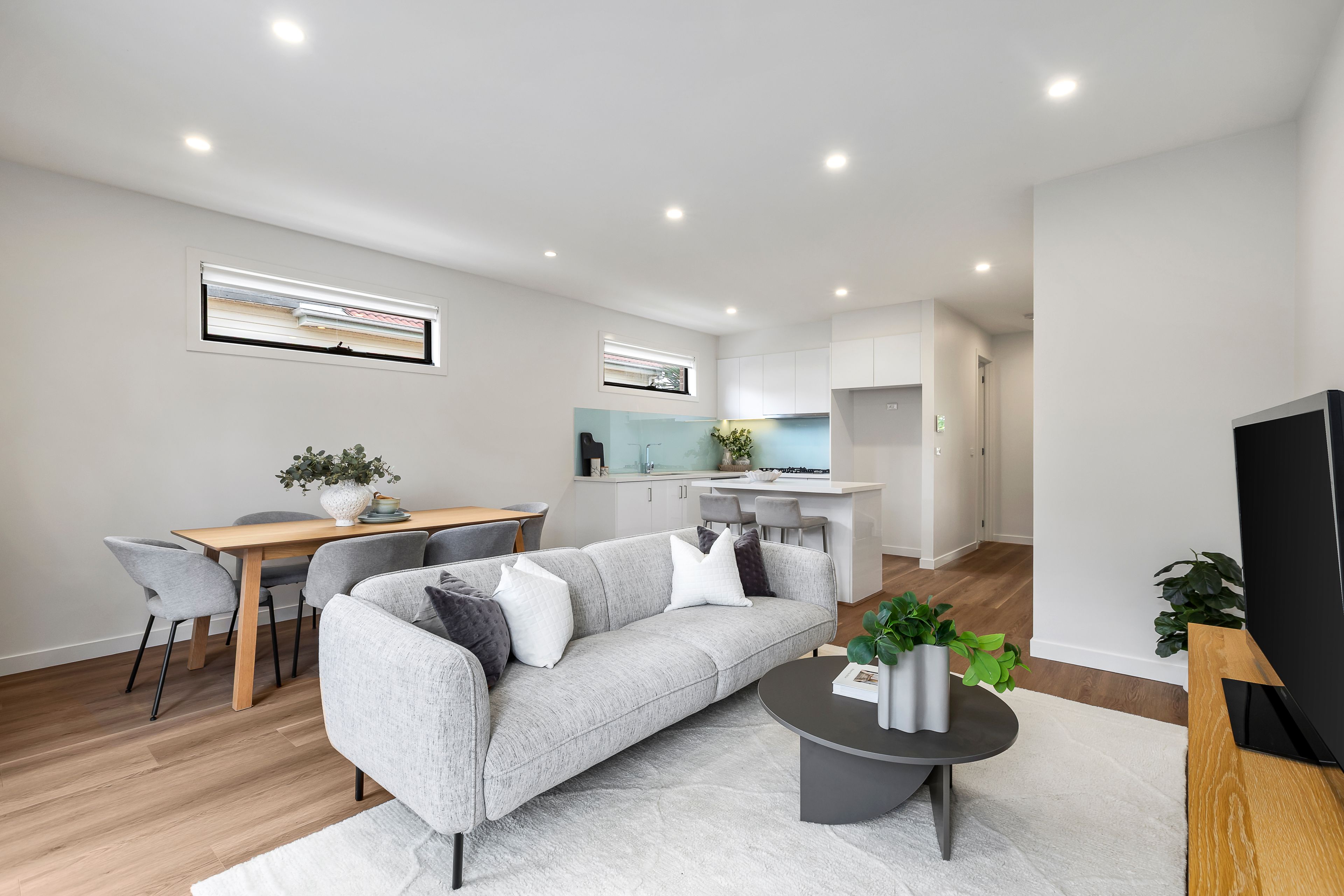 2/12 Inga Street, Oakleigh East, VIC 3166