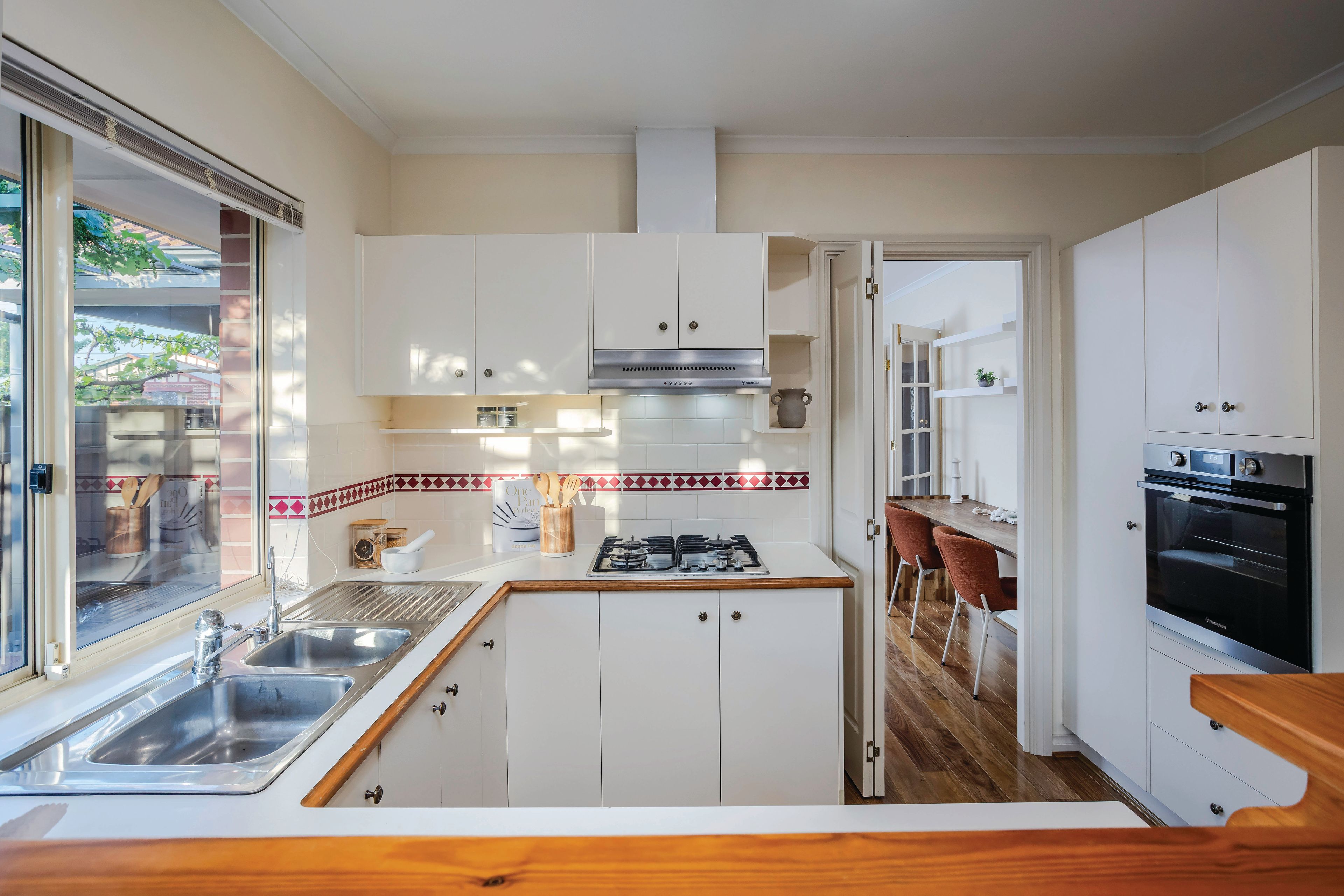 24 Coombe Road — photo 11 of 30