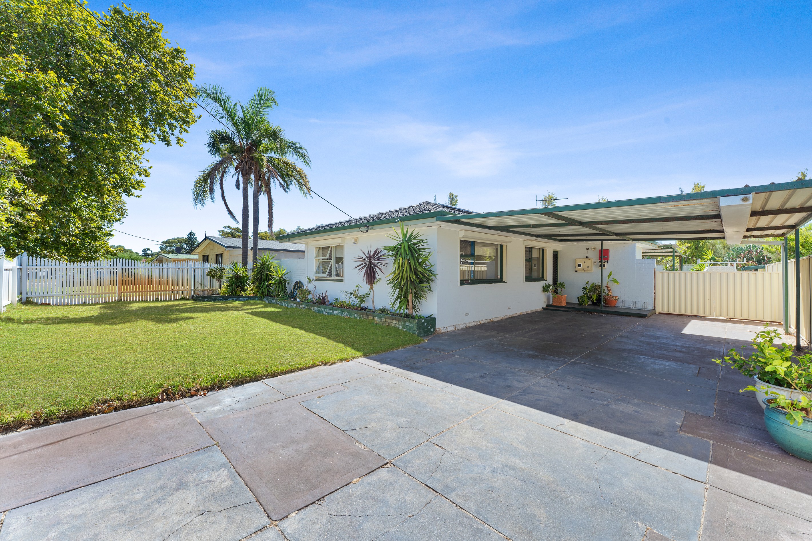 32 Cygnus Street, Rockingham, WA 6168
