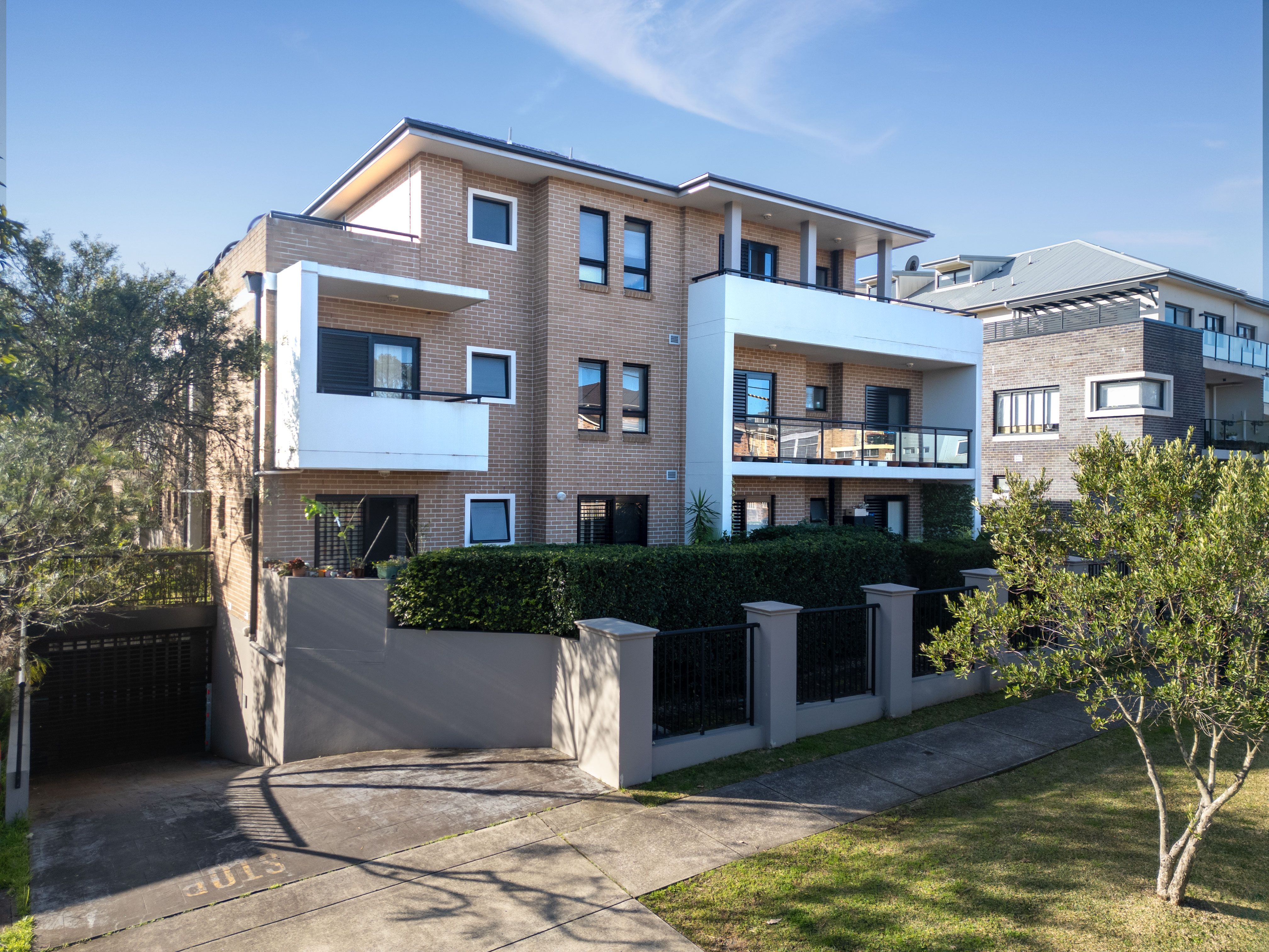 6 Morotai Avenue, Riverwood NSW 2210