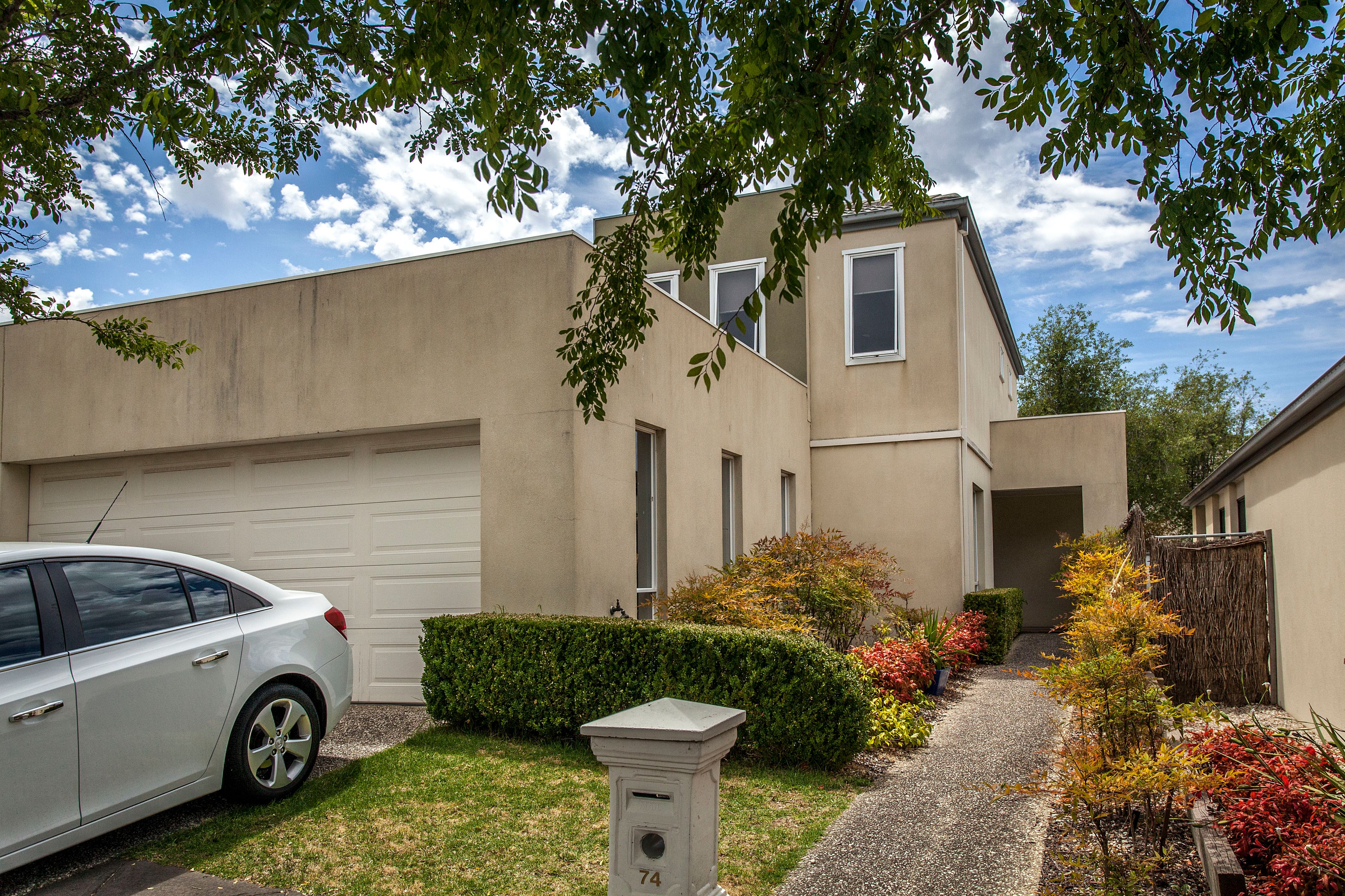 74 Sovereign Manors Crescent, Rowville, VIC 3178