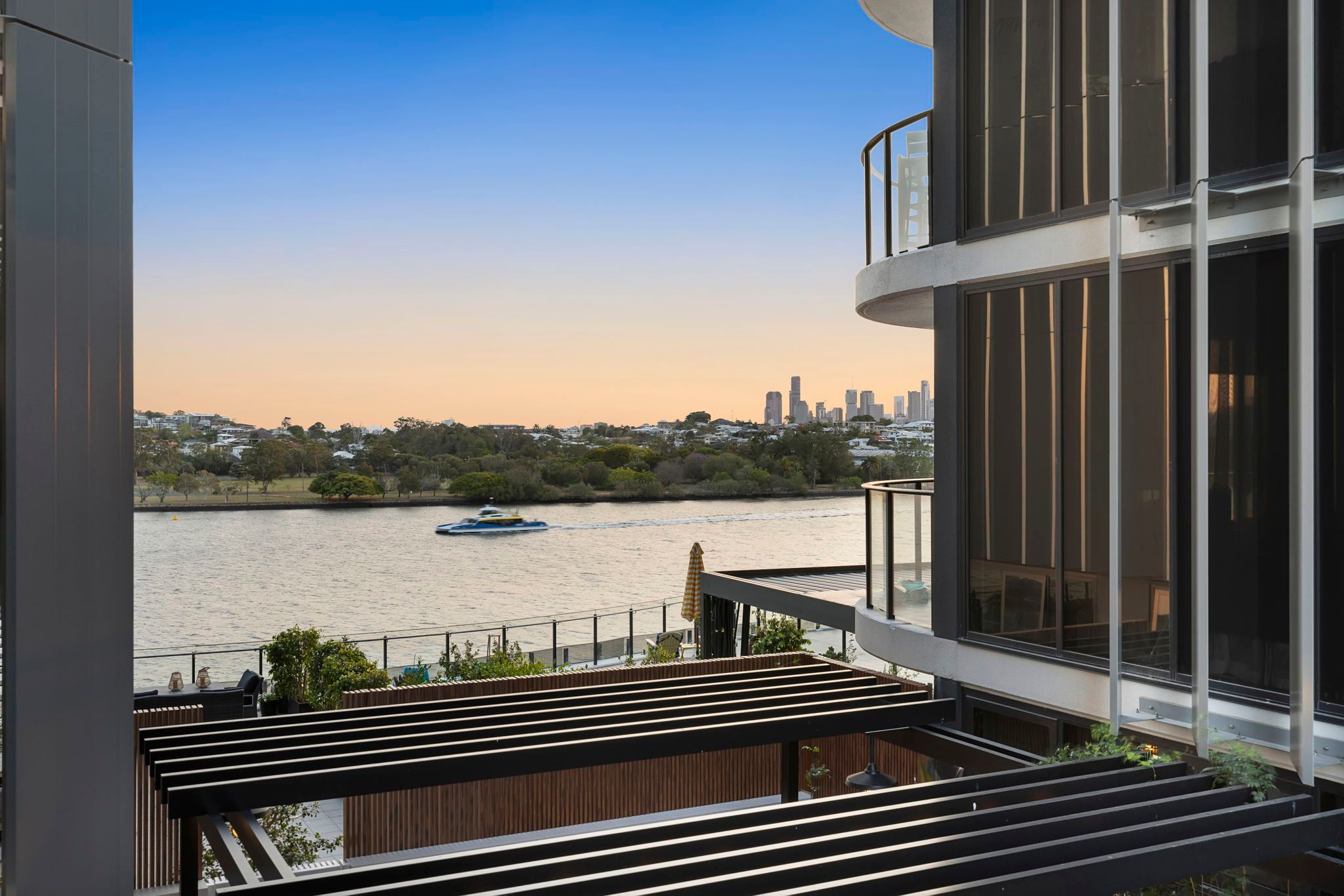 20401/7 Wharf Street, Hamilton, QLD 4007 Sold Apartment Ray White Mitchelton