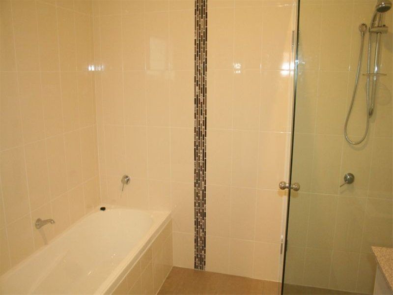 34 Lancelot Street — photo 6 of 10