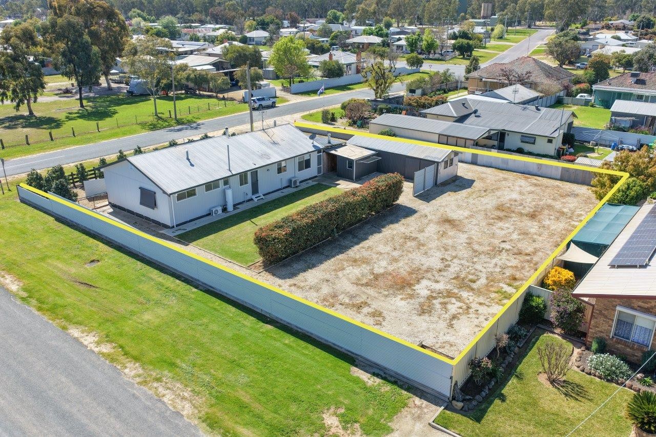 14 TEAGUE Street, Koondrook, VIC 3580