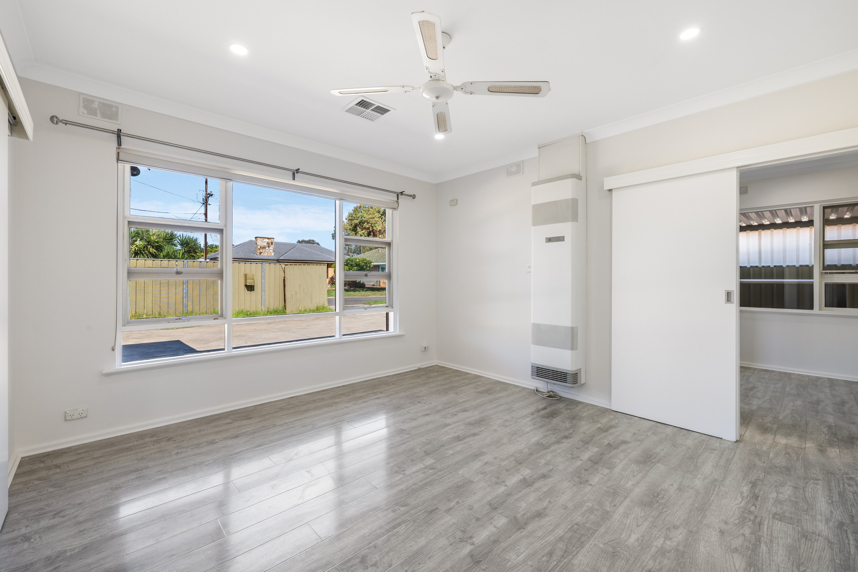 41 Curbur Avenue, Pooraka, SA 5095