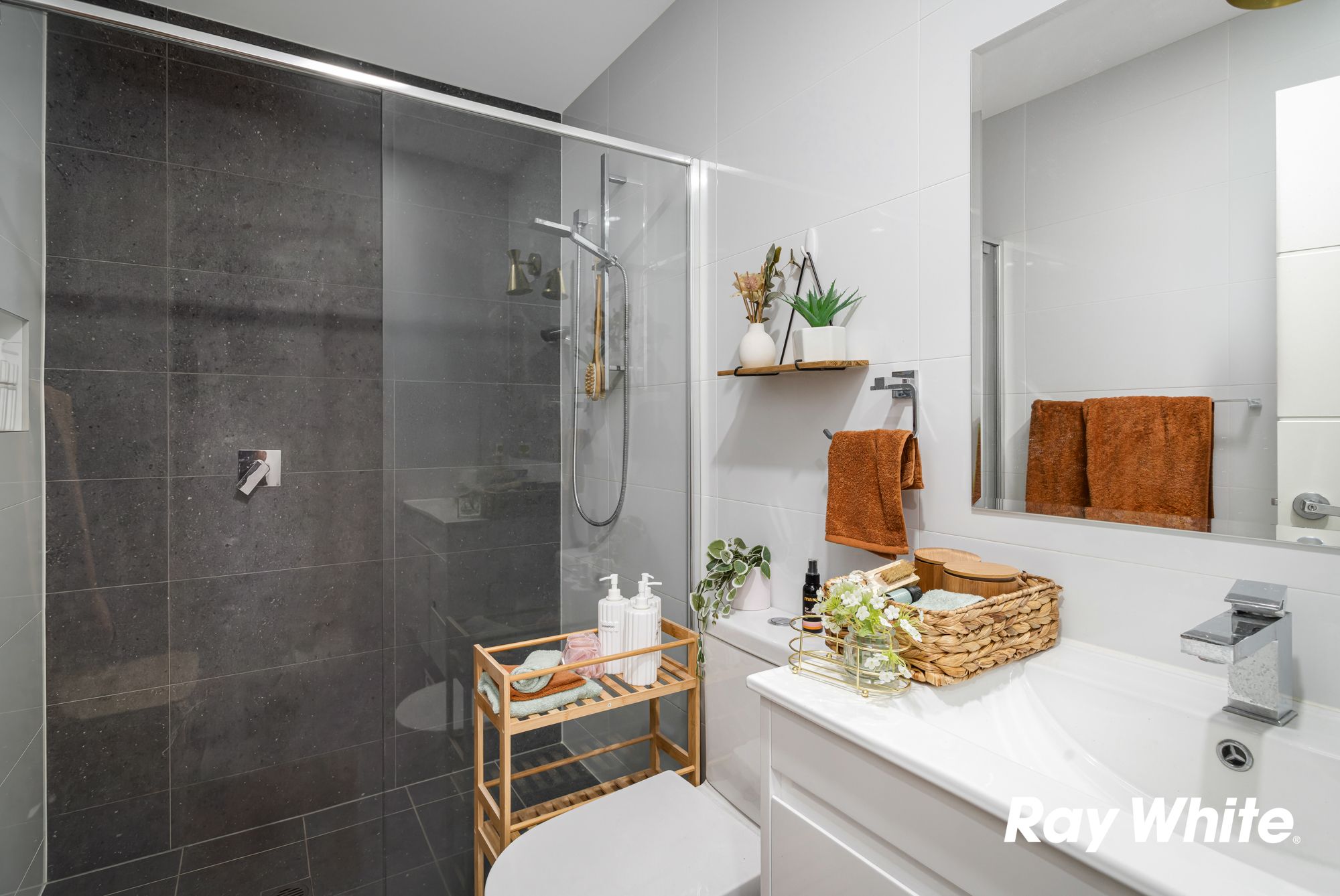 108C Cranbourne Street — photo 10 of 13