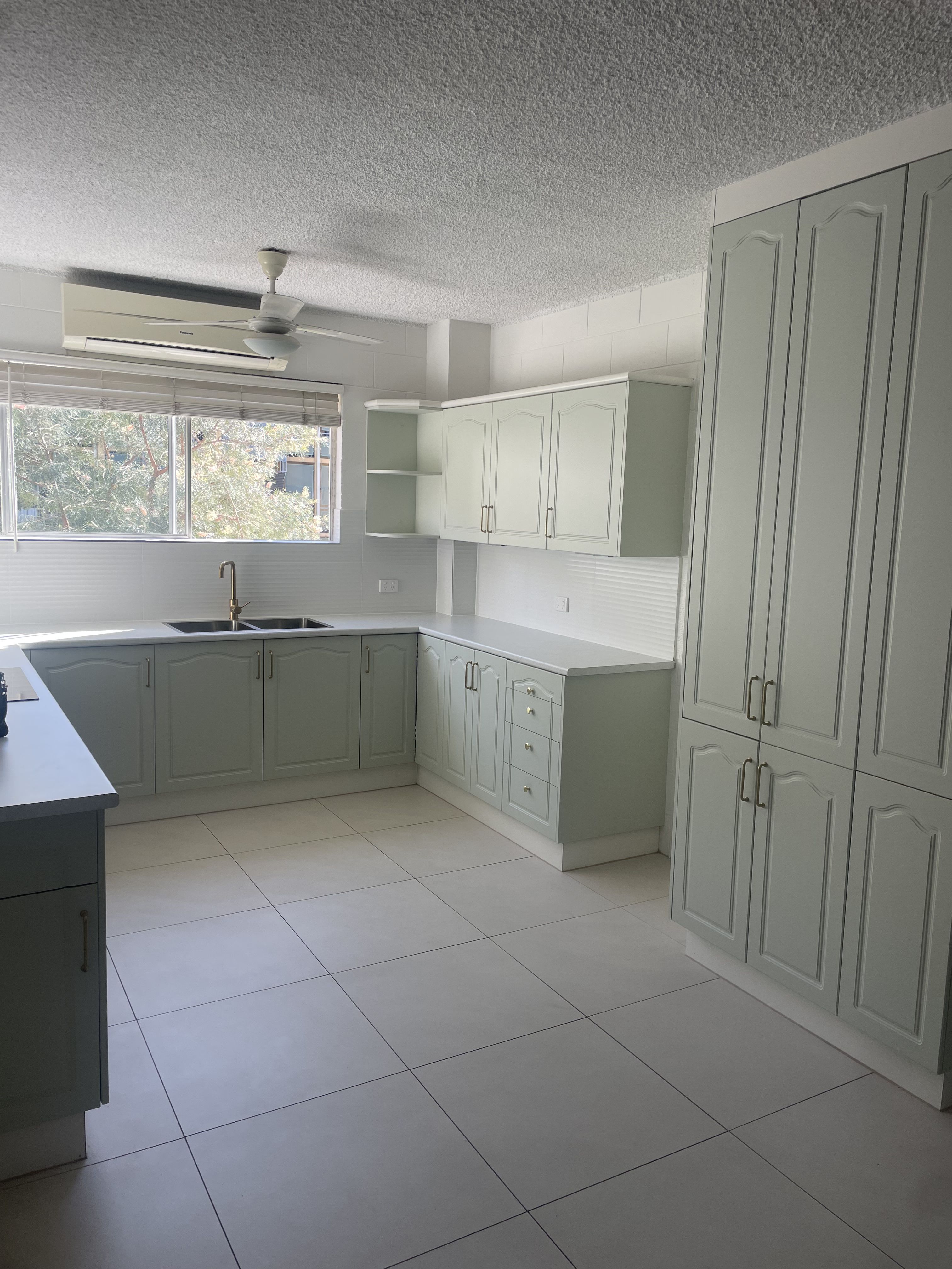 33 The Strand, North Ward QLD 4810