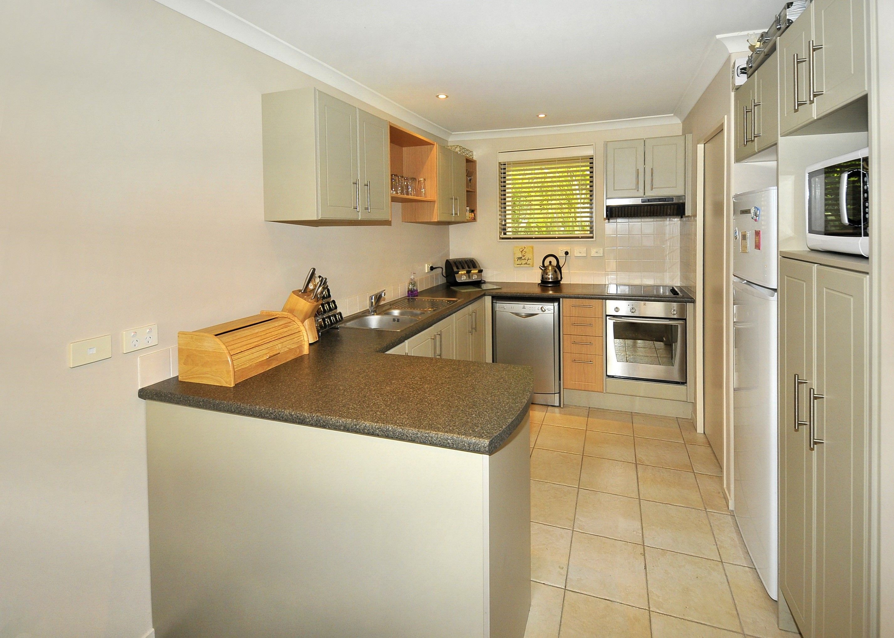 13/8 Monte Cassino Place, Birkenhead, North Shore City